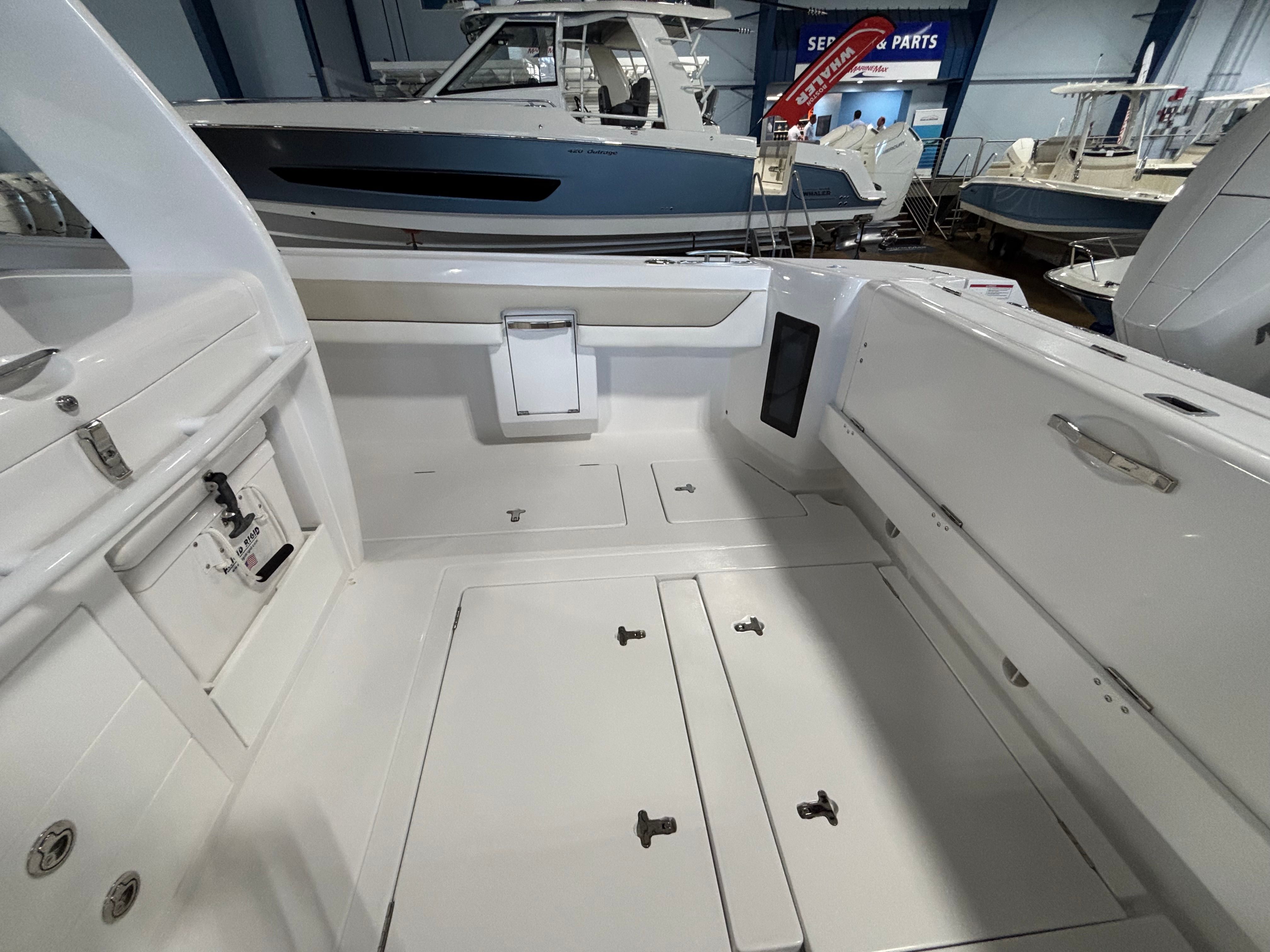 2026 Intrepid 375 NOMAD SE Image Thumbnail #20