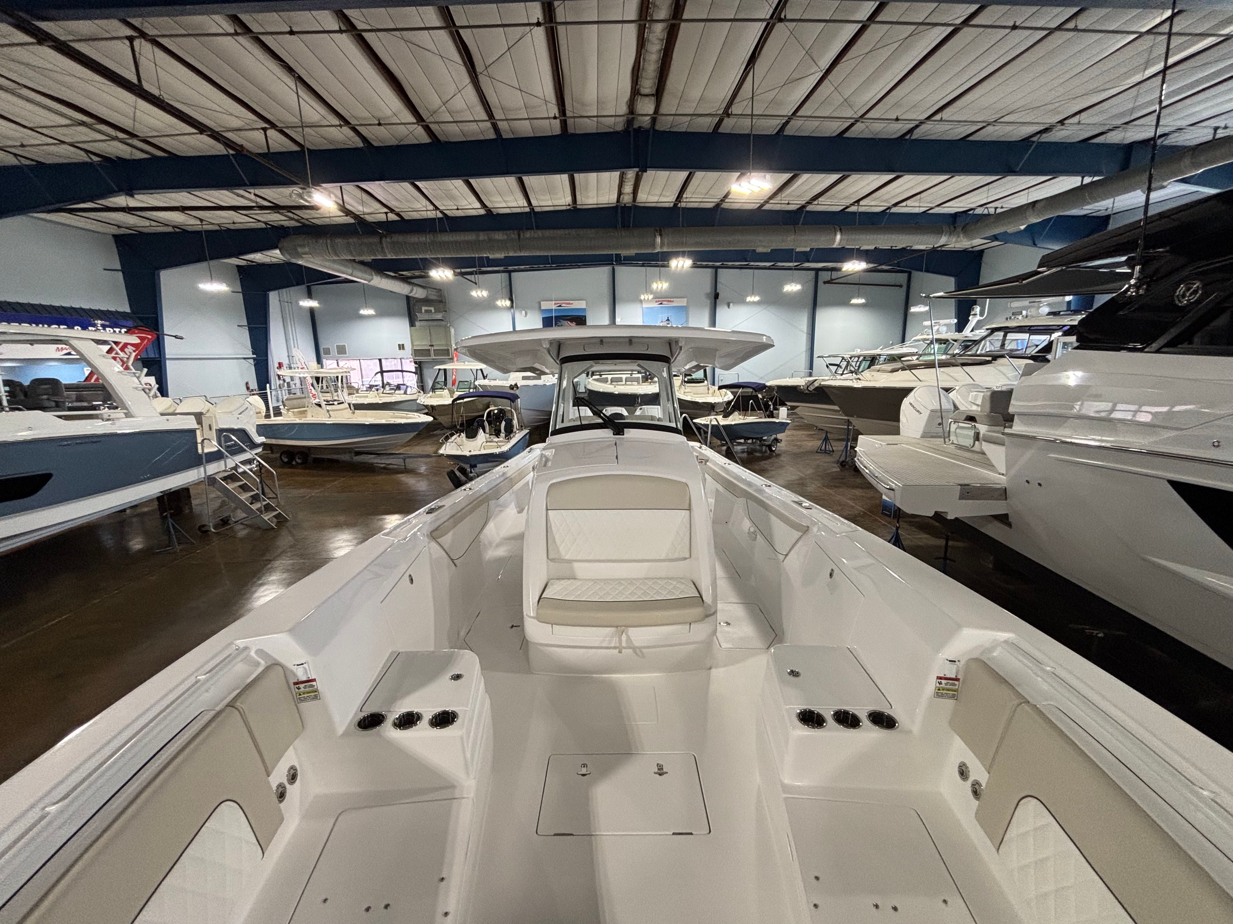 2026 Intrepid 375 NOMAD SE Image Thumbnail #8