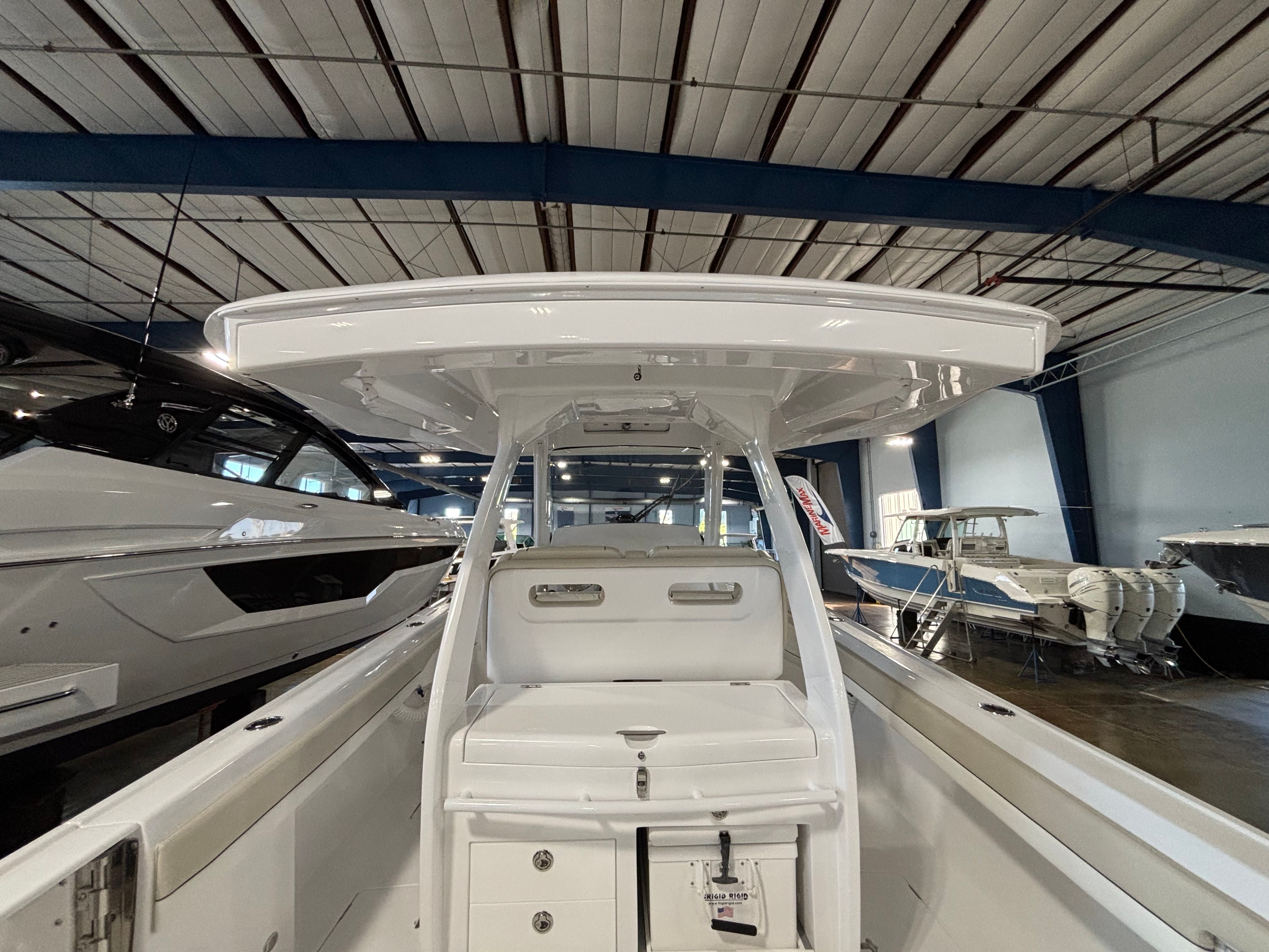 2026 Intrepid 375 NOMAD SE Image Thumbnail #23