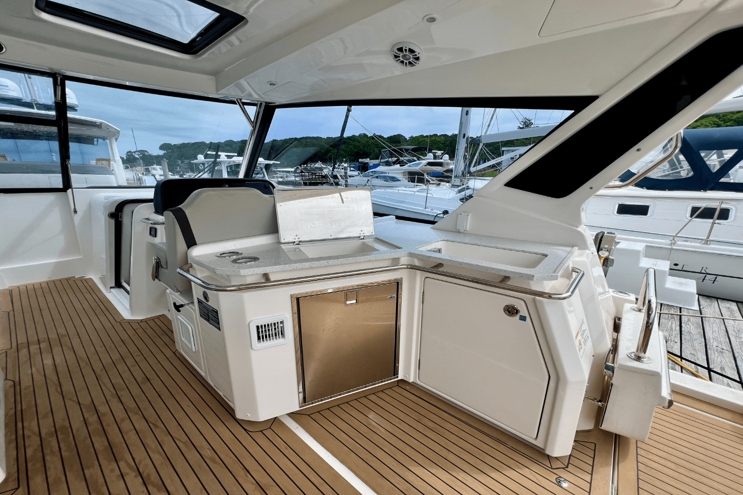 2022 Aquila 36 Image Thumbnail #60