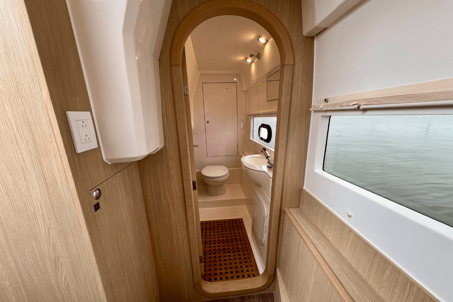 2022 Aquila 36 Image Thumbnail #42