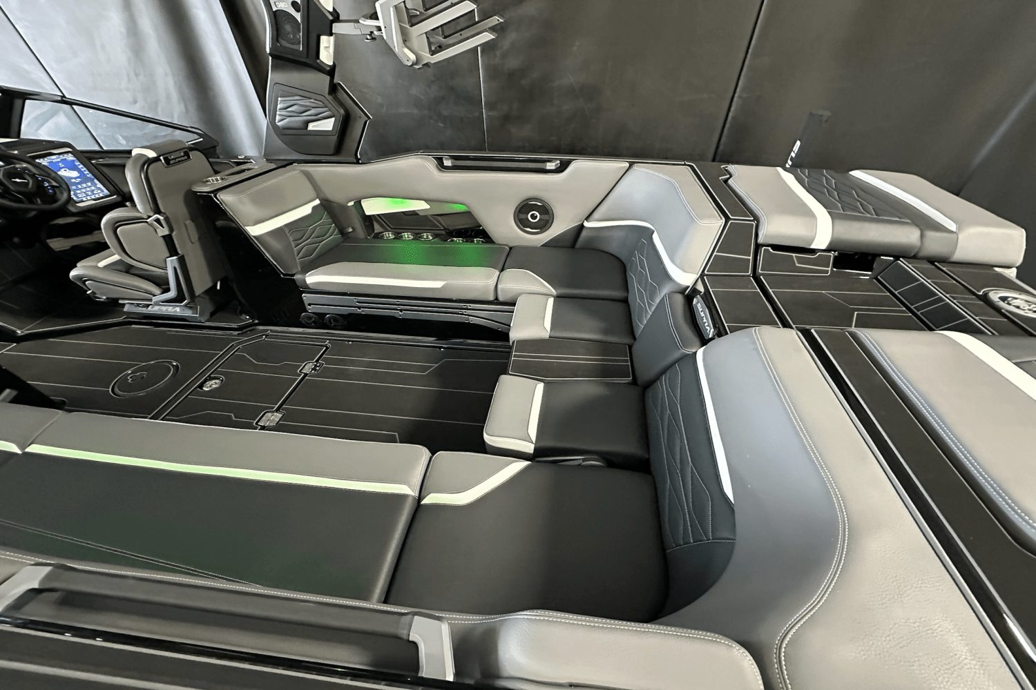 2026 Supra SE Image Thumbnail #3