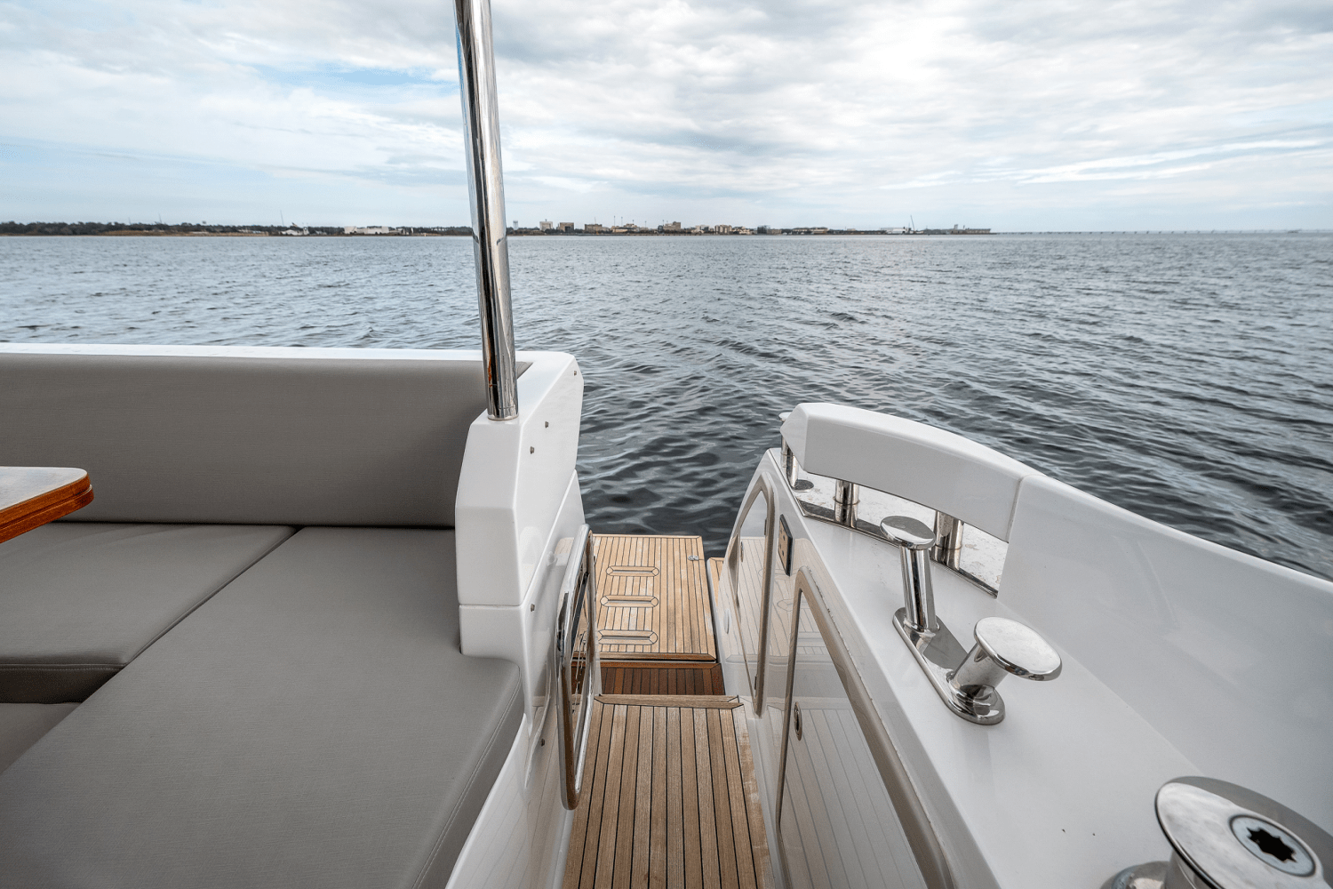 2017 Azimut 50 FLYBRIDGE Image Thumbnail #44