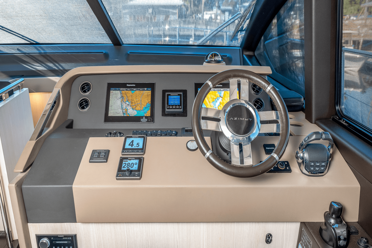 2017 Azimut 50 FLYBRIDGE Image Thumbnail #55