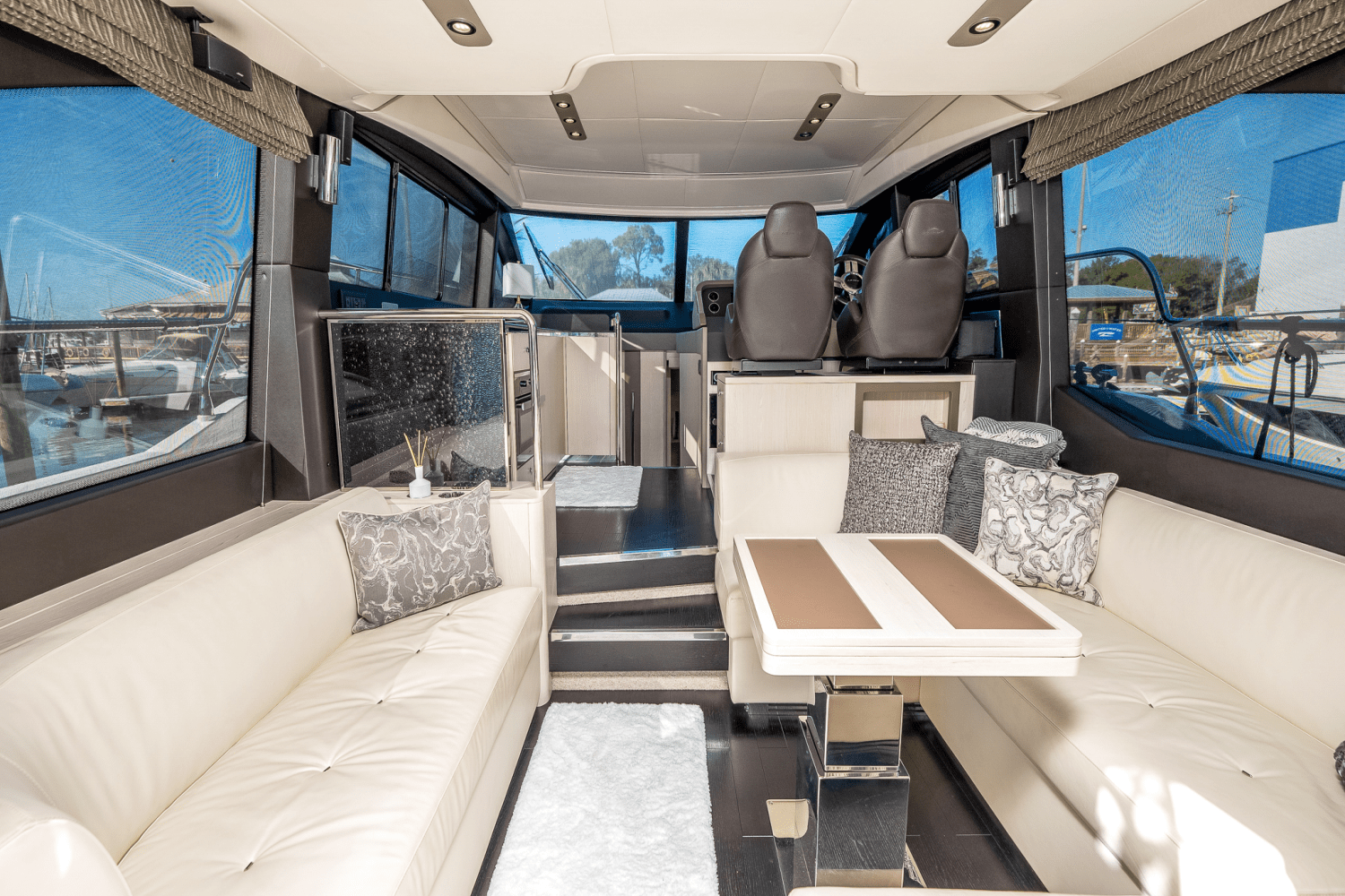 2017 Azimut 50 FLYBRIDGE Image Thumbnail #49
