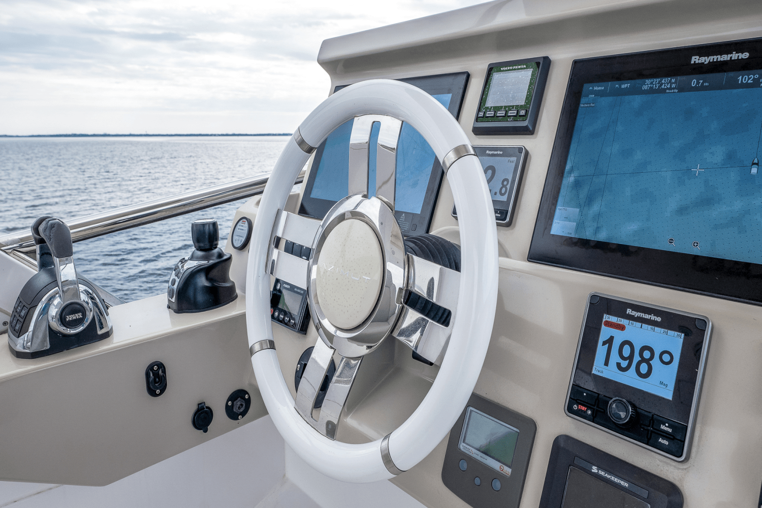2017 Azimut 50 FLYBRIDGE Image Thumbnail #89