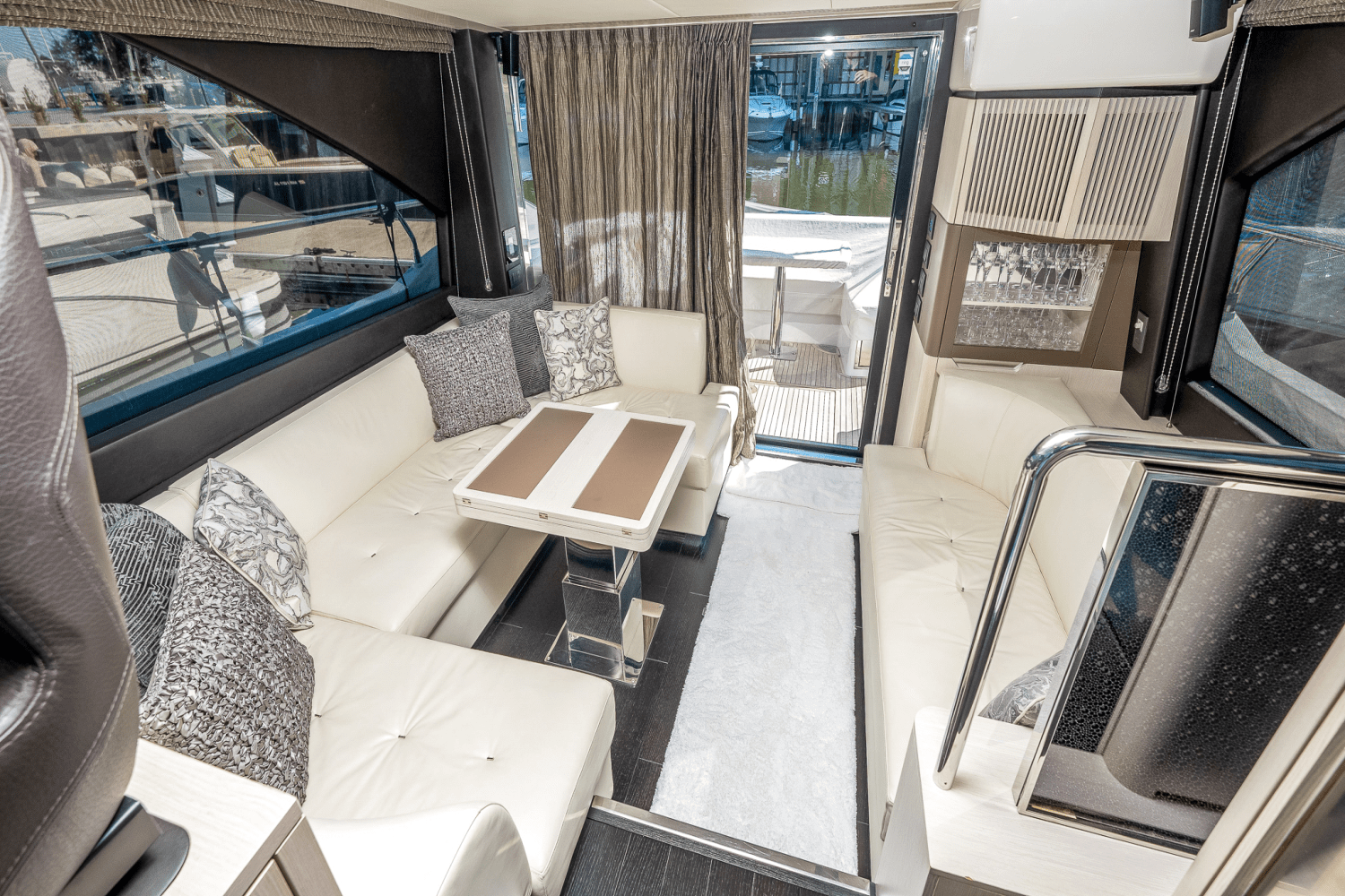 2017 Azimut 50 FLYBRIDGE Image Thumbnail #28