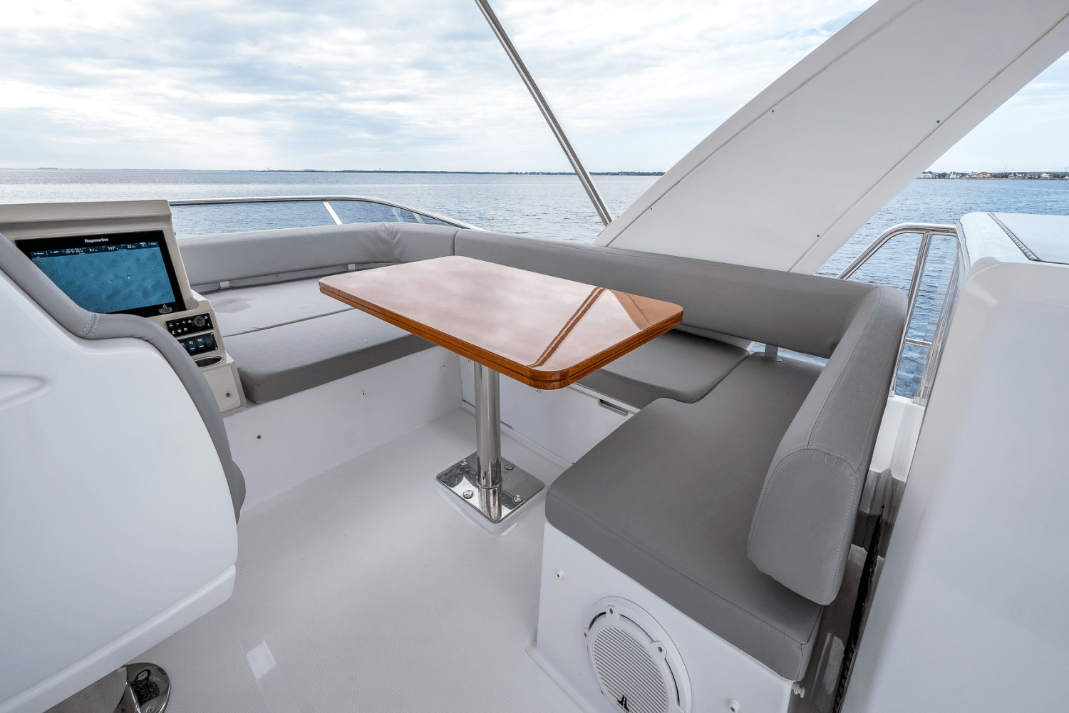 2017 Azimut 50 FLYBRIDGE Image Thumbnail #81