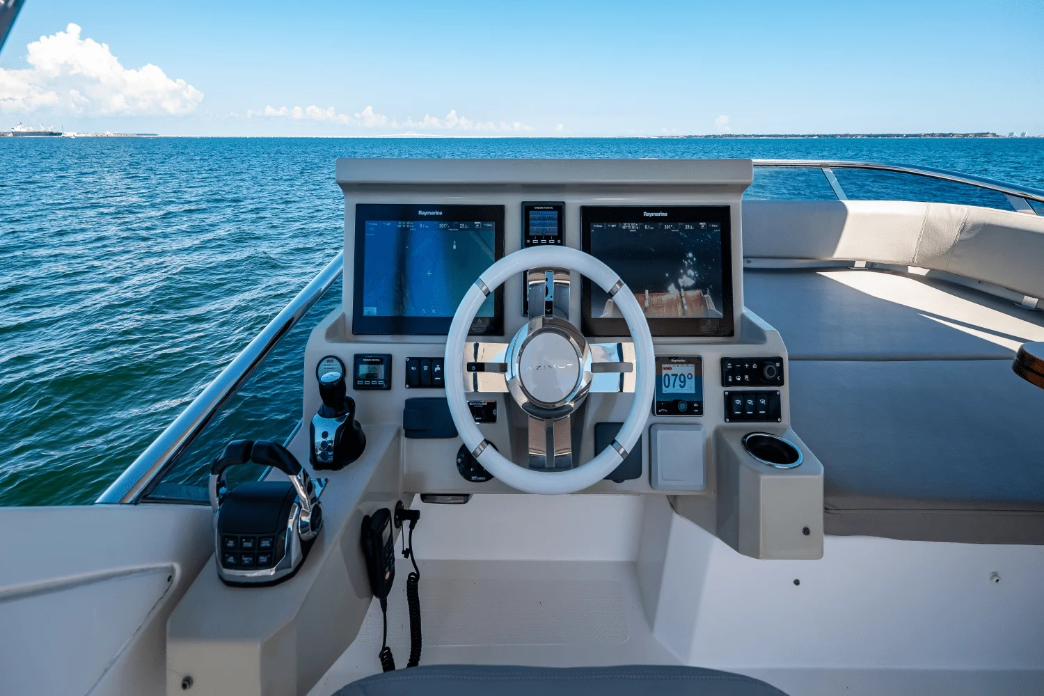 2017 Azimut 50 FLYBRIDGE Image Thumbnail #84