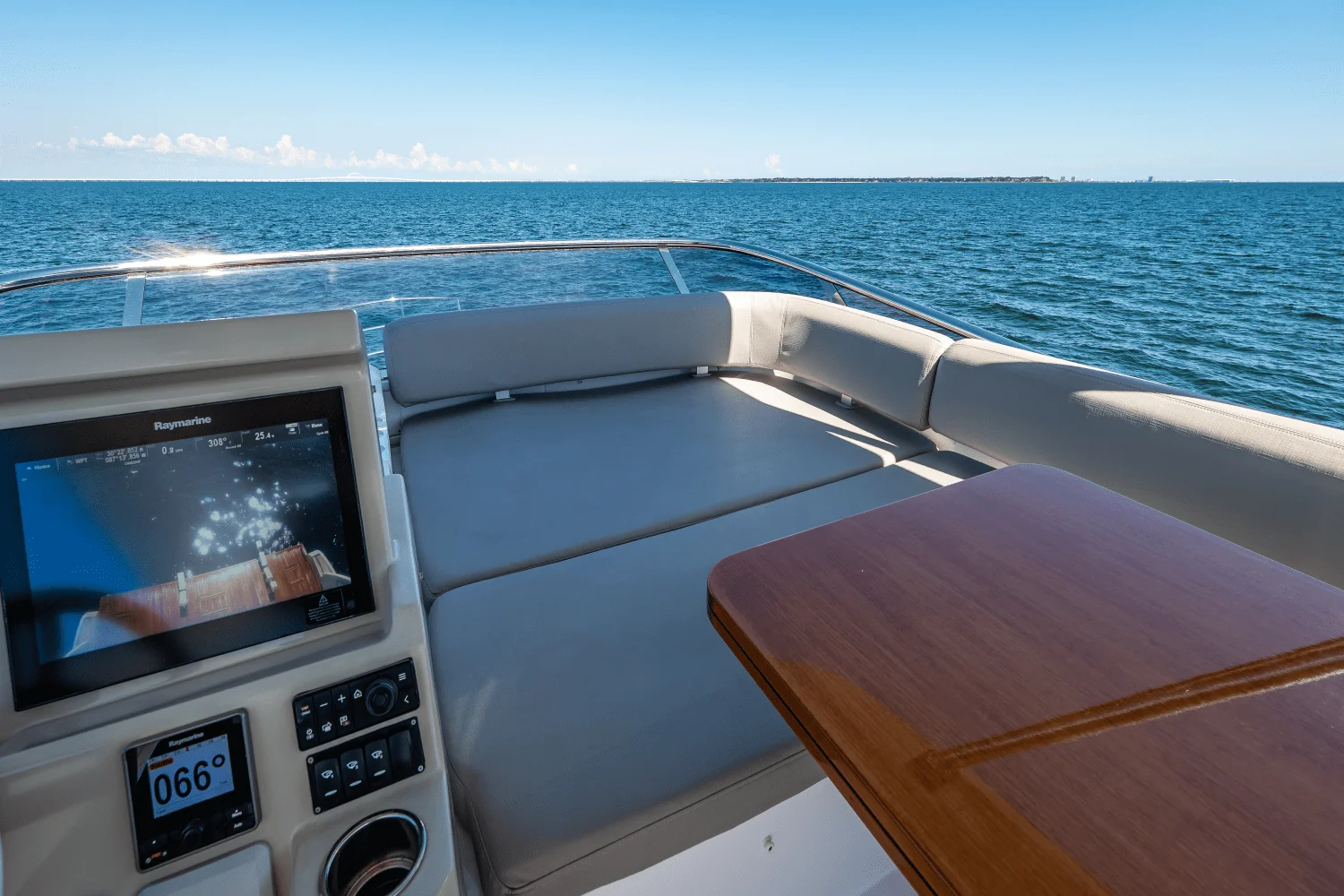 2017 Azimut 50 FLYBRIDGE Image Thumbnail #81