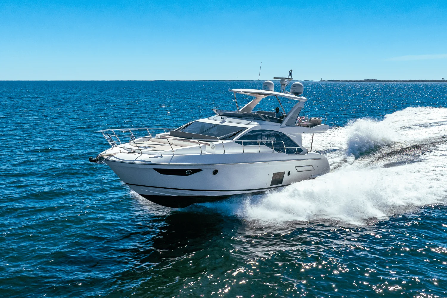 2017 Azimut 50 FLYBRIDGE Image Thumbnail #4