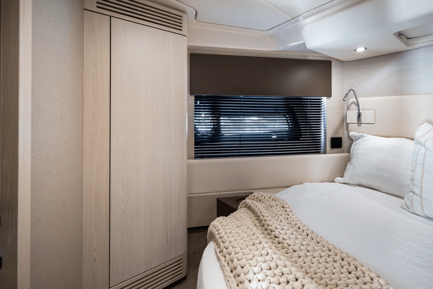 2017 Azimut 50 FLYBRIDGE Image Thumbnail #55