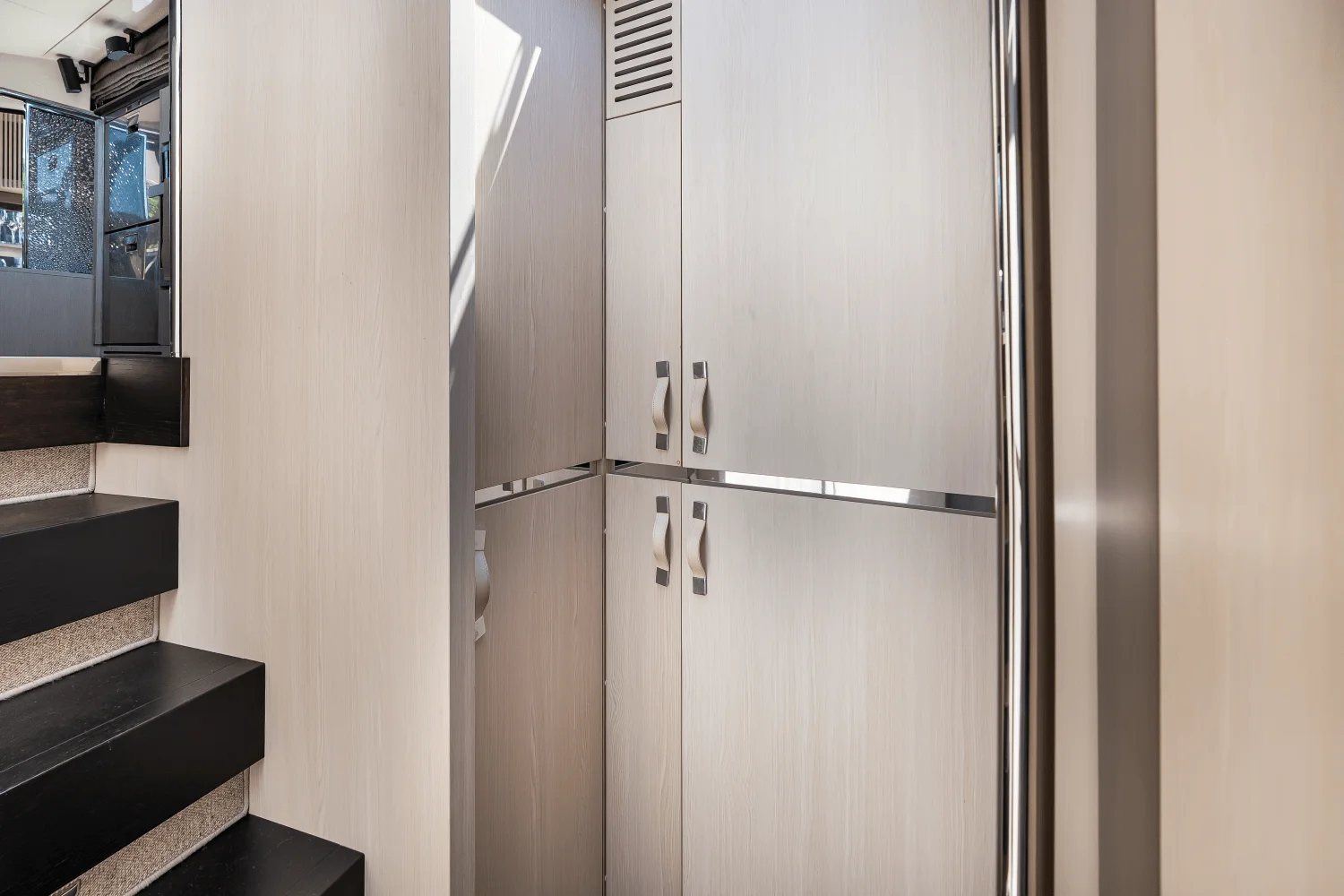 2017 Azimut 50 FLYBRIDGE Image Thumbnail #61