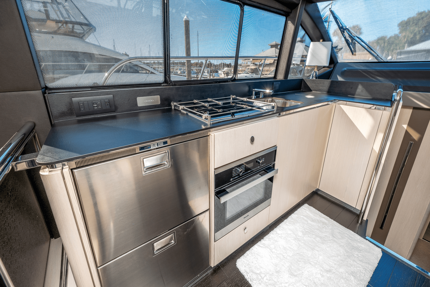 2017 Azimut 50 FLYBRIDGE Image Thumbnail #52