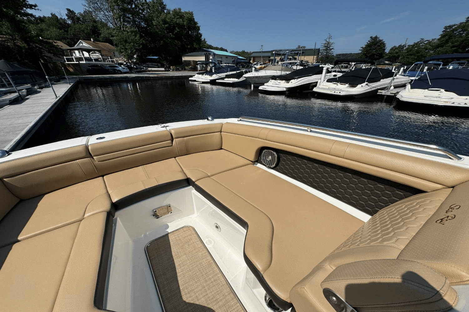 2018 Sea Ray 270SDX Image Thumbnail #28