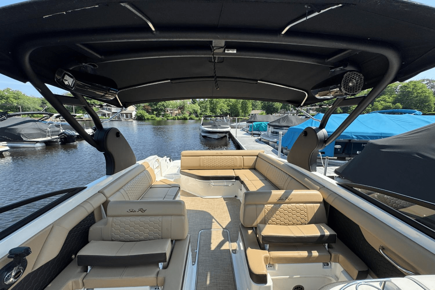 2018 Sea Ray 270SDX Image Thumbnail #32
