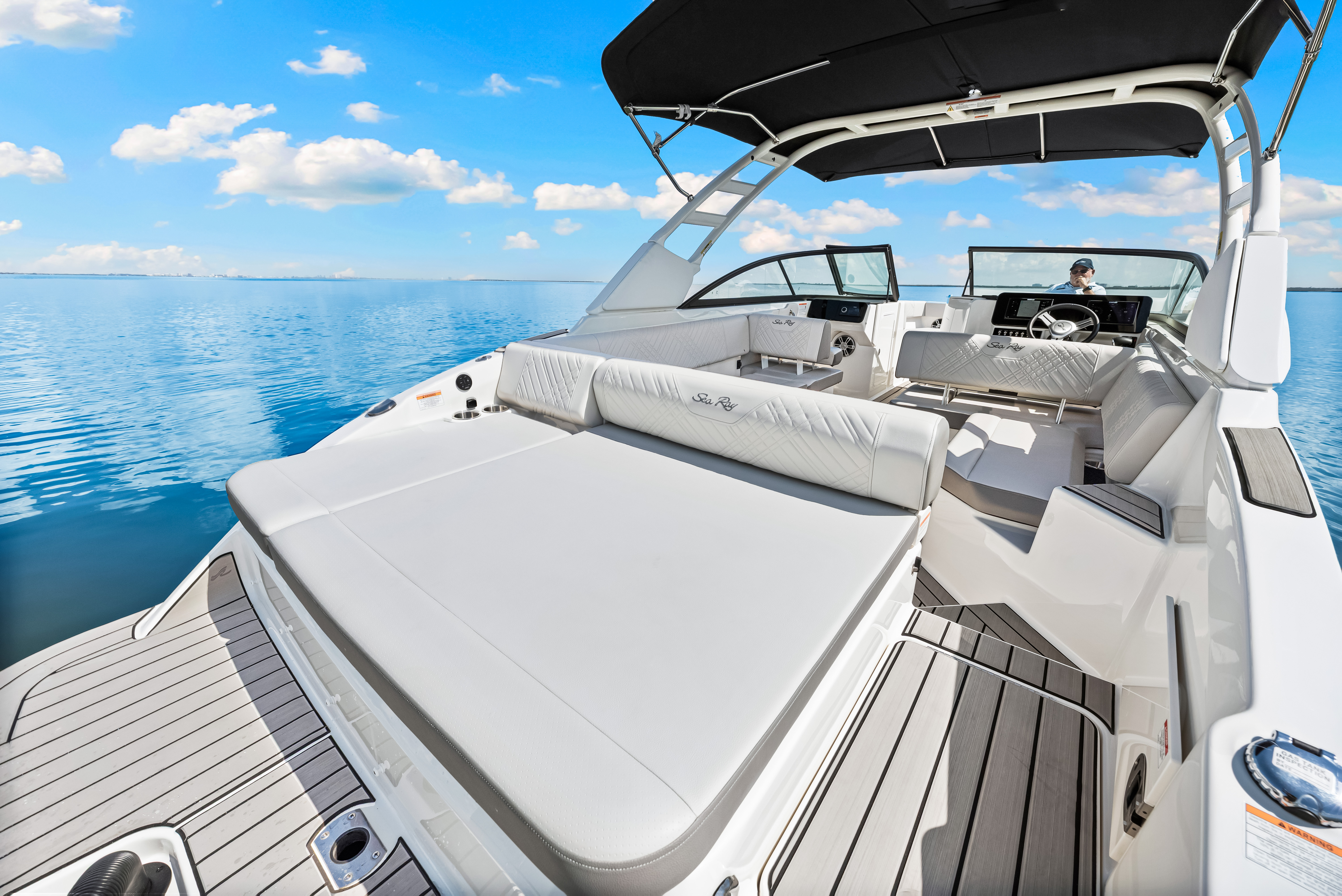 2025 Sea Ray SDX 270 Outboard Image Thumbnail #19