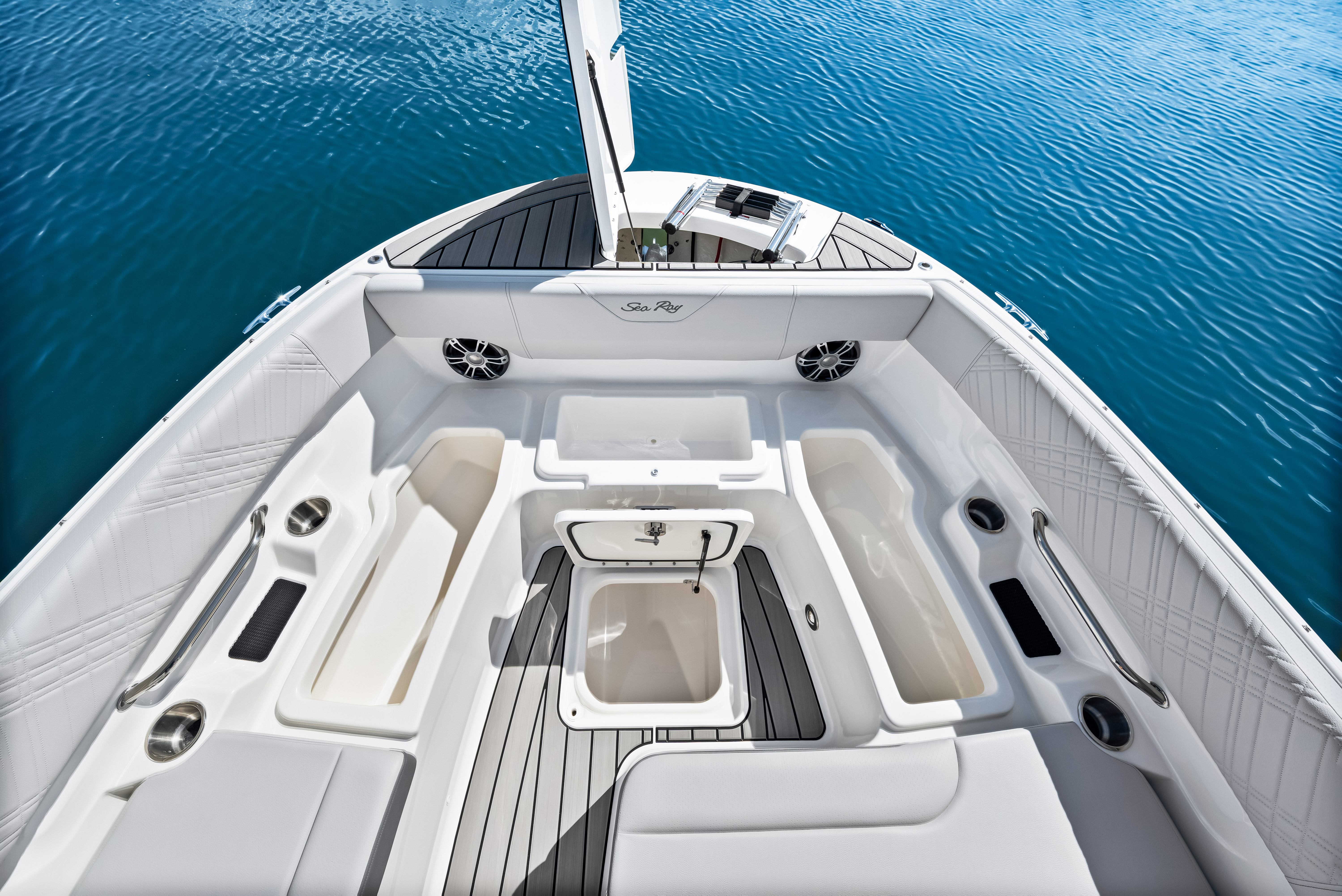 2025 Sea Ray SDX 270 Outboard Image Thumbnail #31