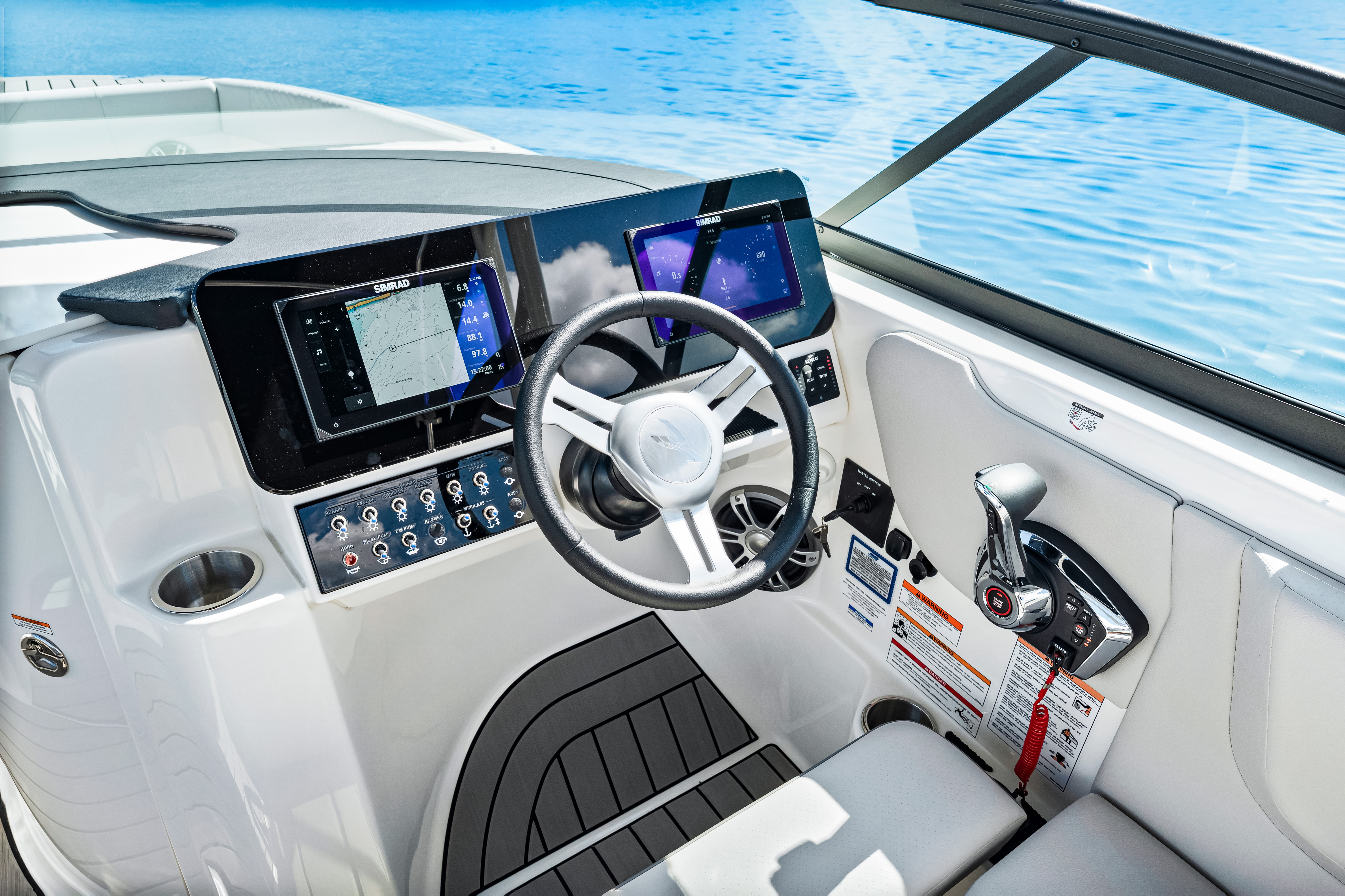 2025 Sea Ray SDX 270 Outboard Image Thumbnail #26
