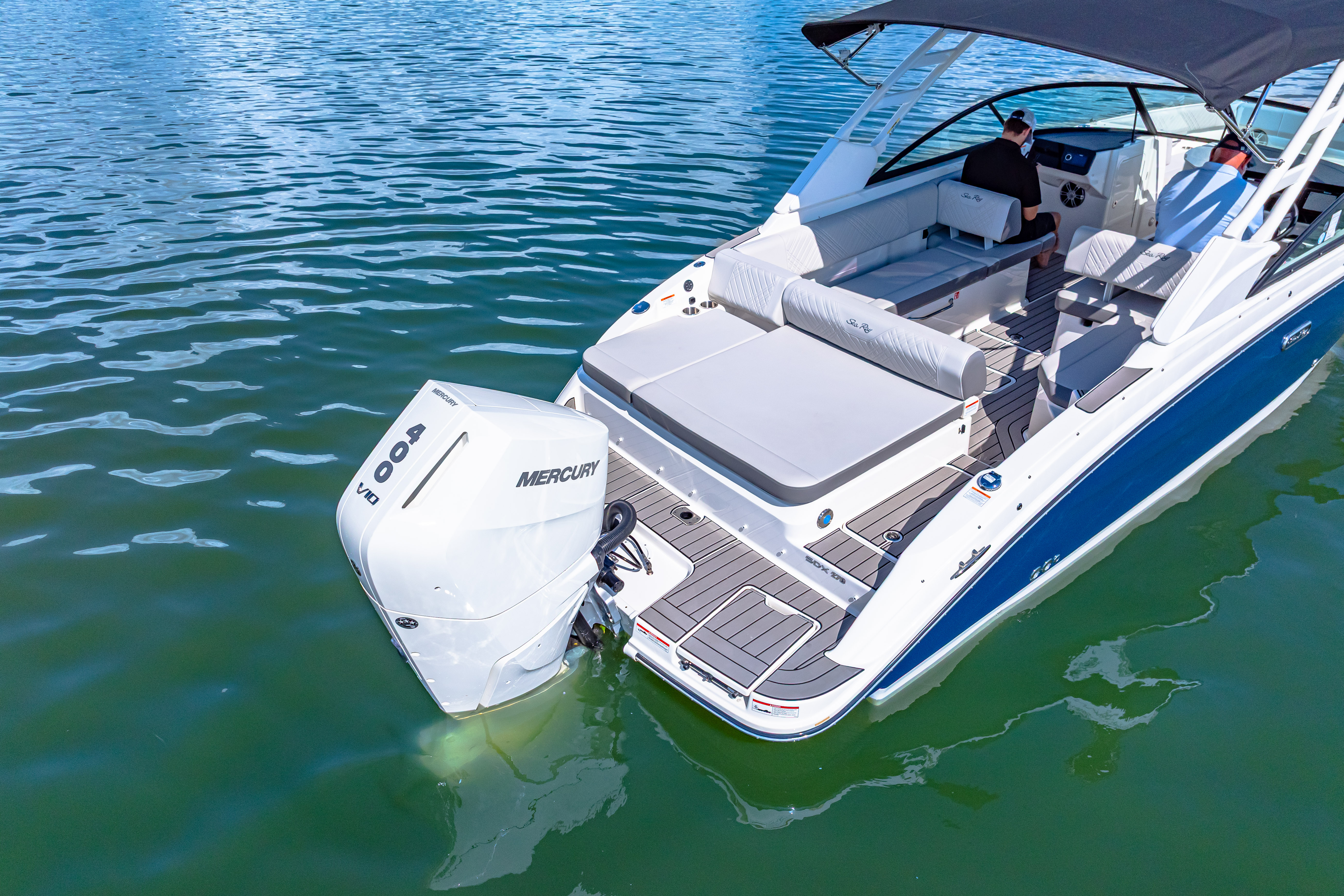 2025 Sea Ray SDX 270 Outboard Image Thumbnail #6