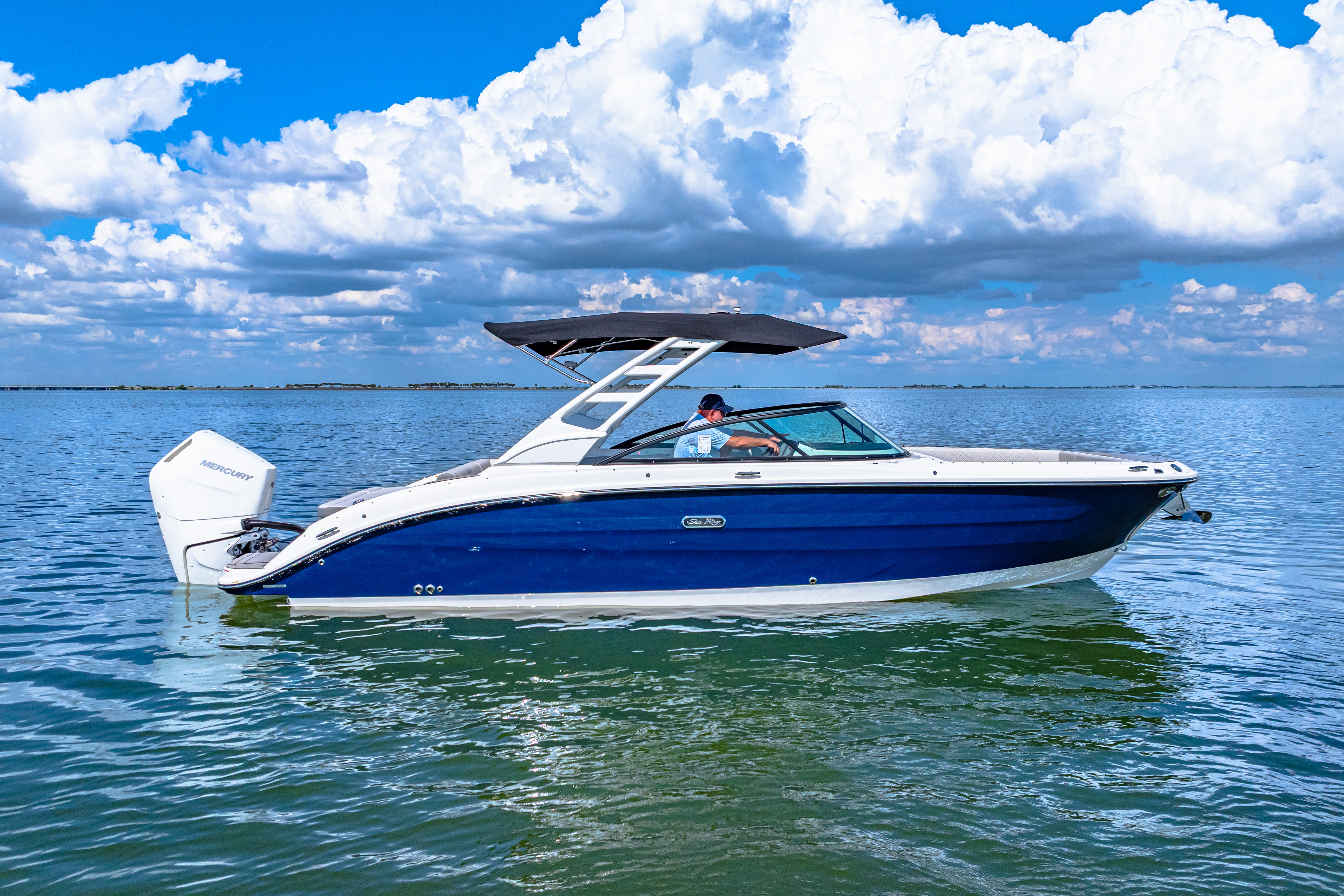2025 Sea Ray SDX 270 Outboard Image Thumbnail #0