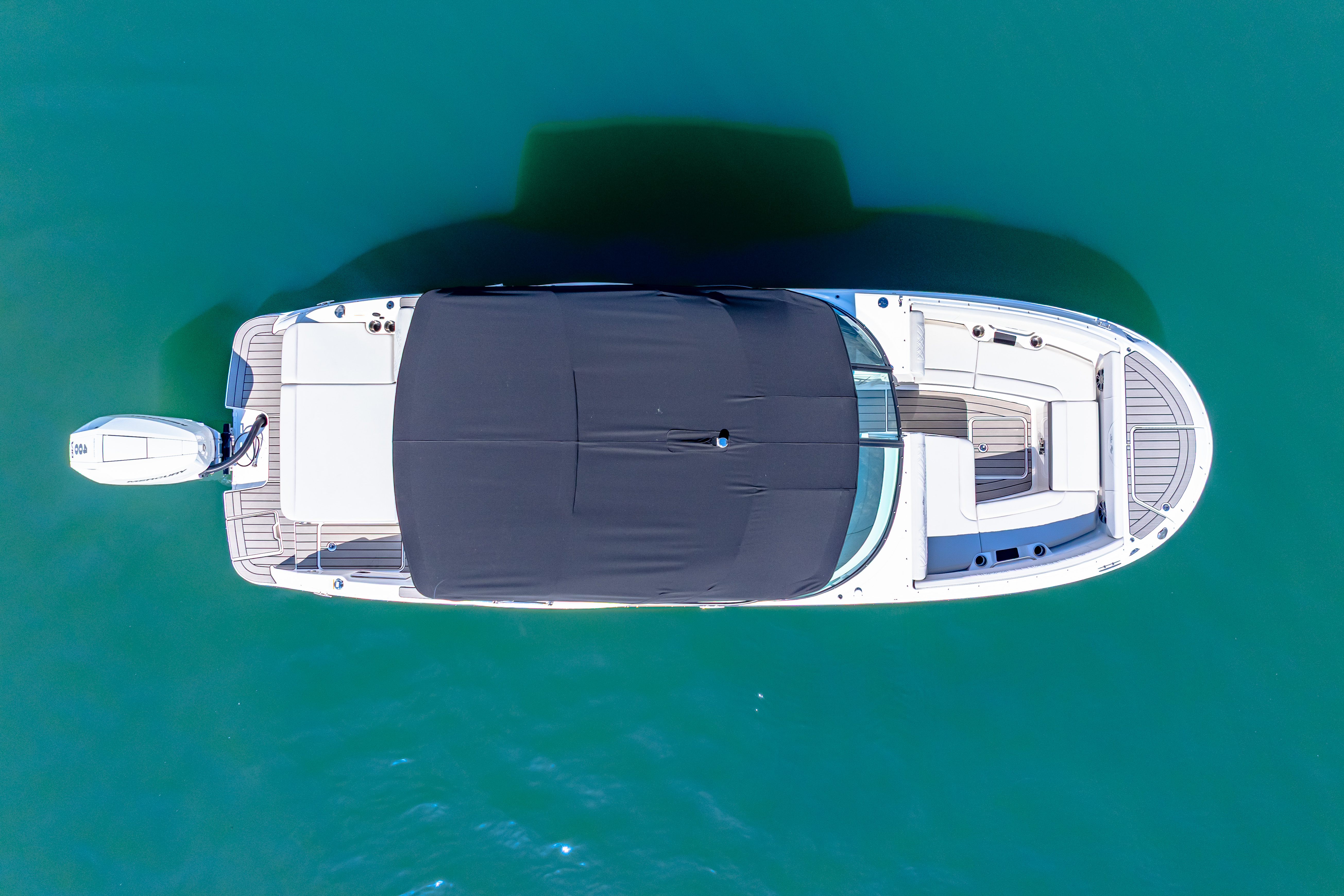 2025 Sea Ray SDX 270 Outboard Image Thumbnail #8
