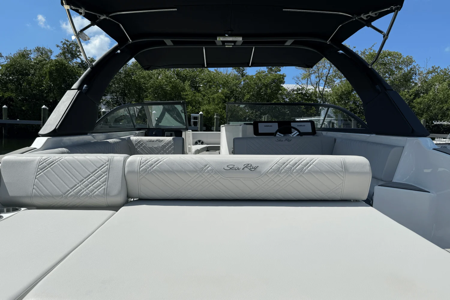 2025 Sea Ray SDX 270 Outboard Image Thumbnail #20