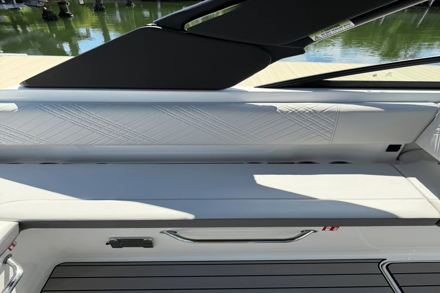 2025 Sea Ray SDX 270 Outboard Image Thumbnail #8