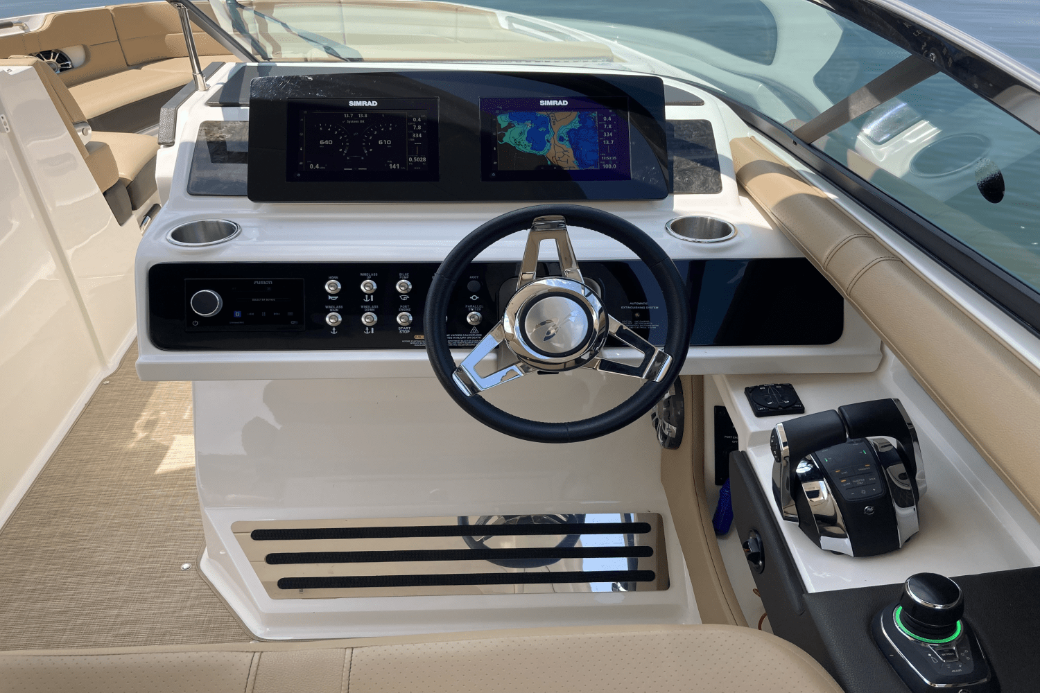 2019 Sea Ray 310 SLX Image Thumbnail #21