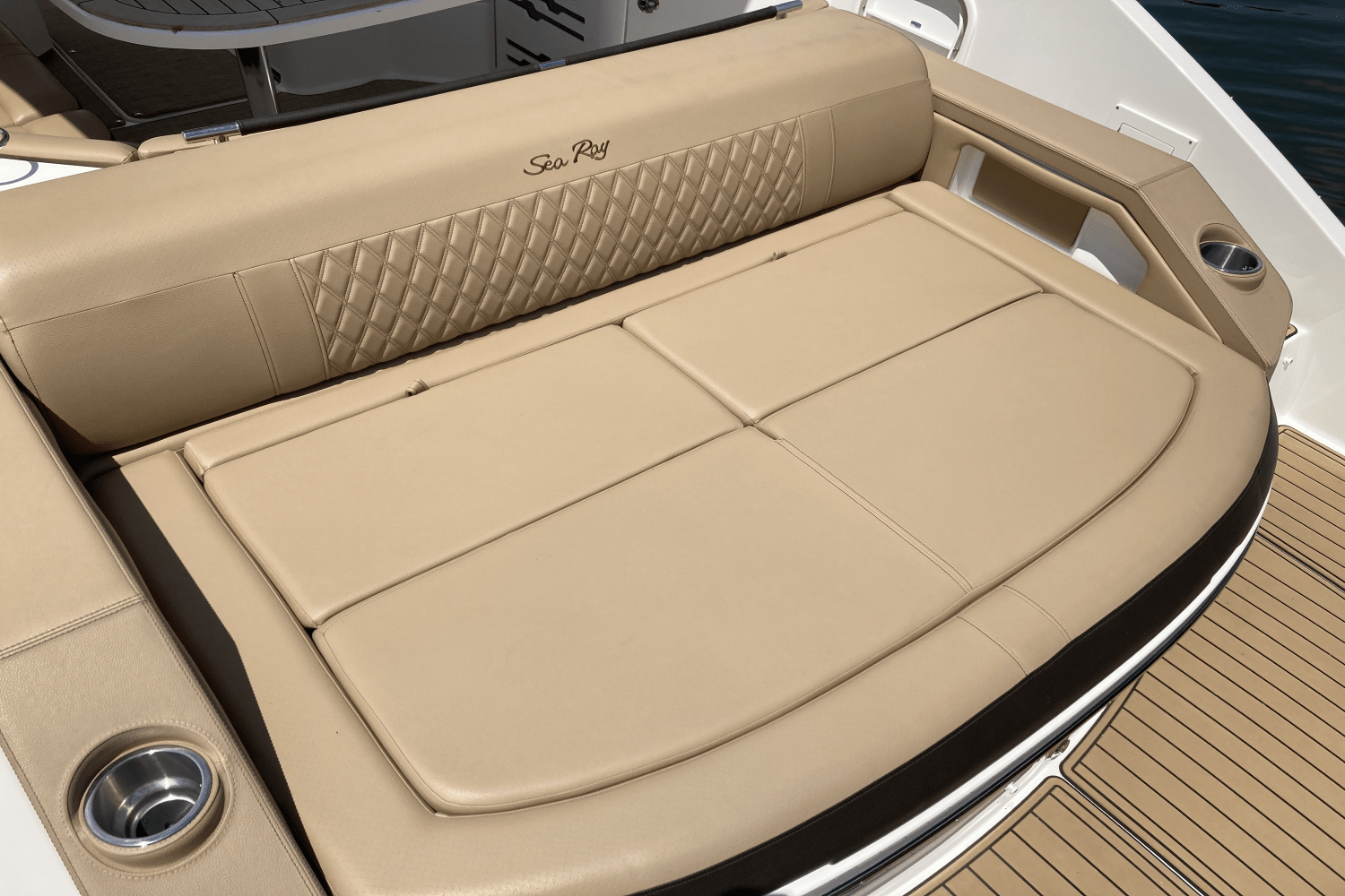 2019 Sea Ray 310 SLX Image Thumbnail #10