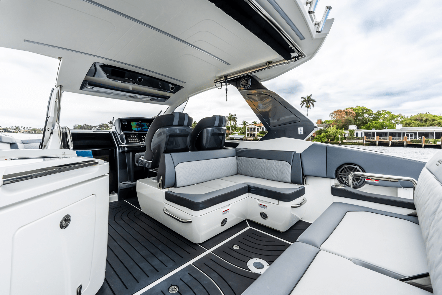 2023 Galeon 325 GTO Image Thumbnail #14