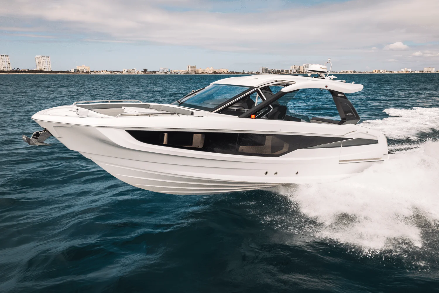 2023 Galeon 325 GTO Image Thumbnail #3