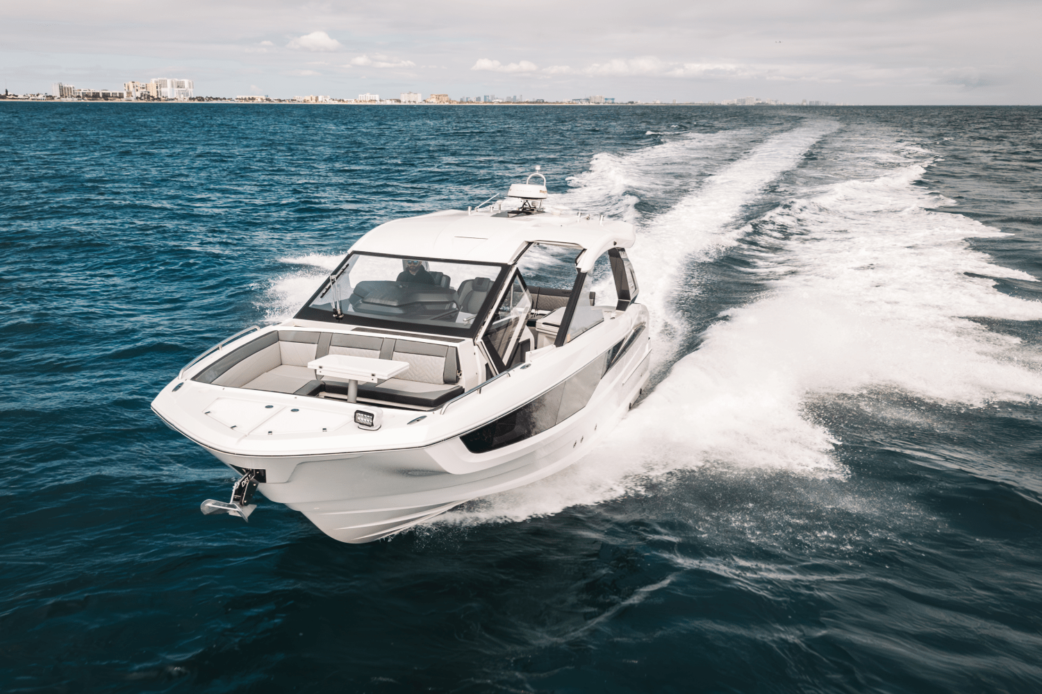 2023 Galeon 325 GTO Image Thumbnail #2