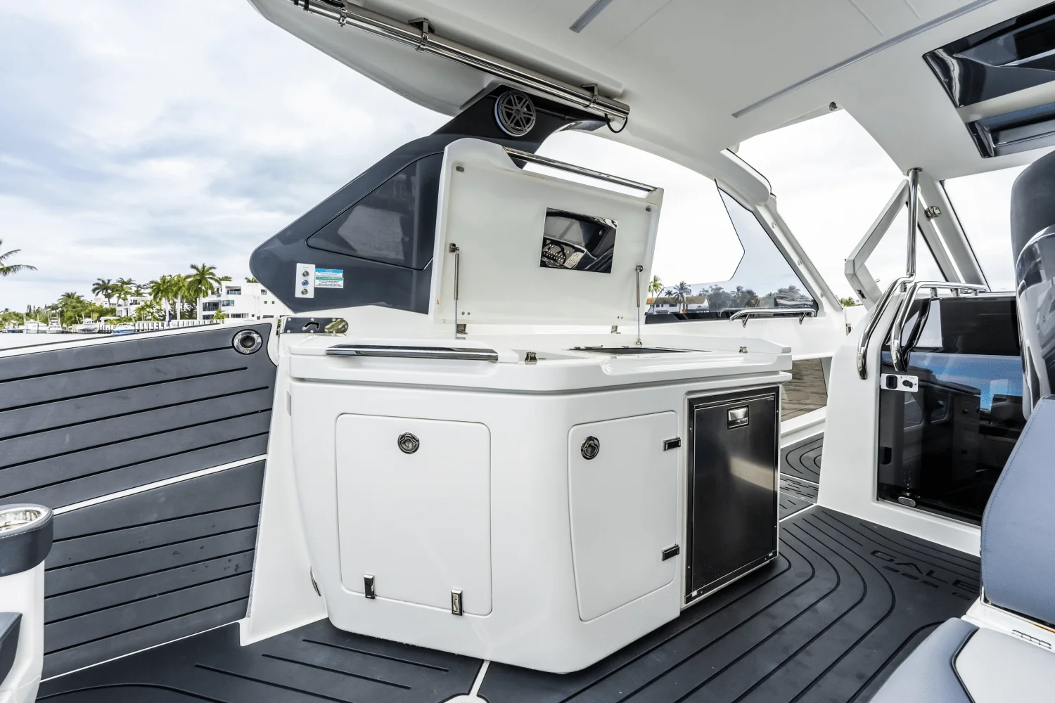 2023 Galeon 325 GTO Image Thumbnail #12