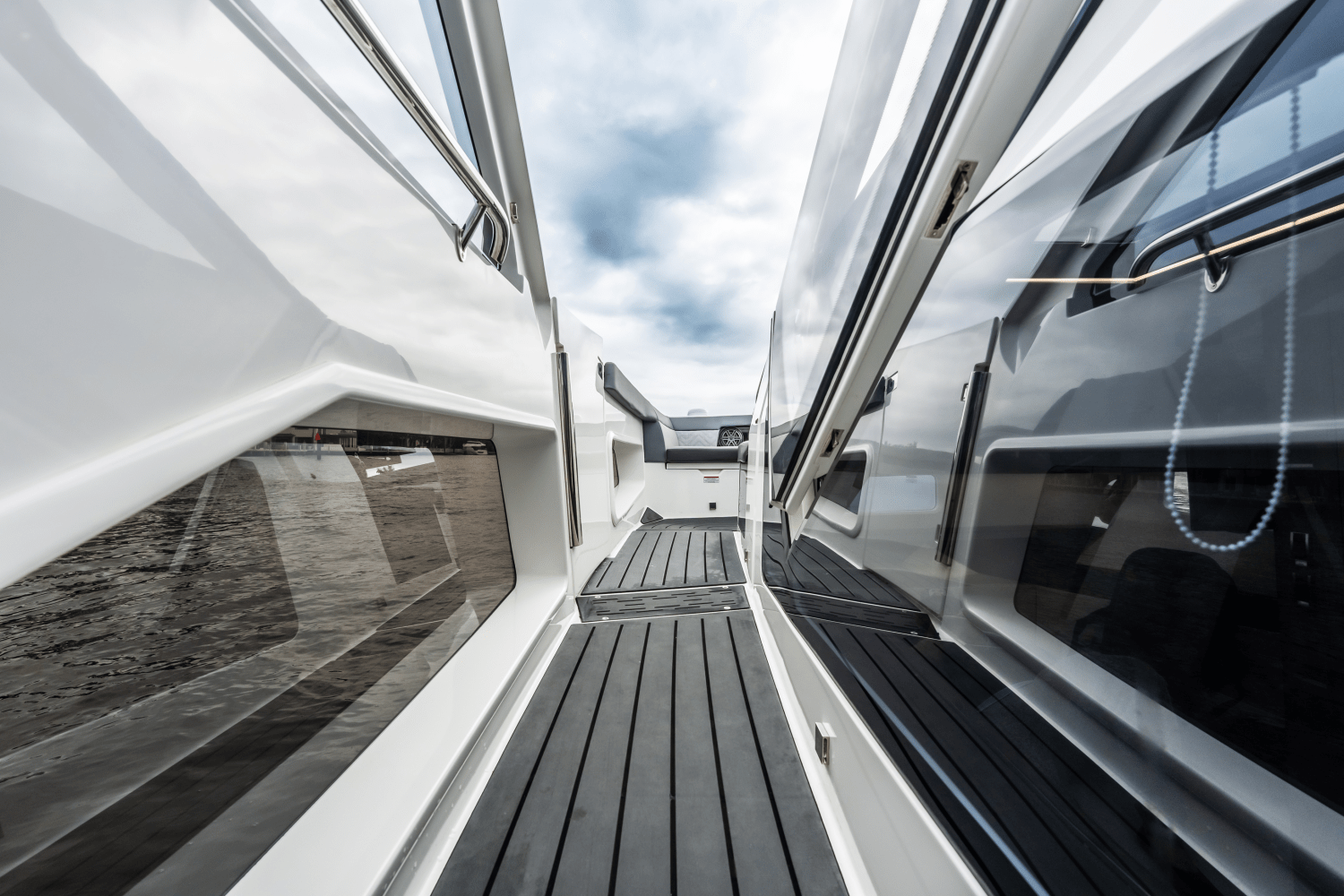 2023 Galeon 325 GTO Image Thumbnail #17