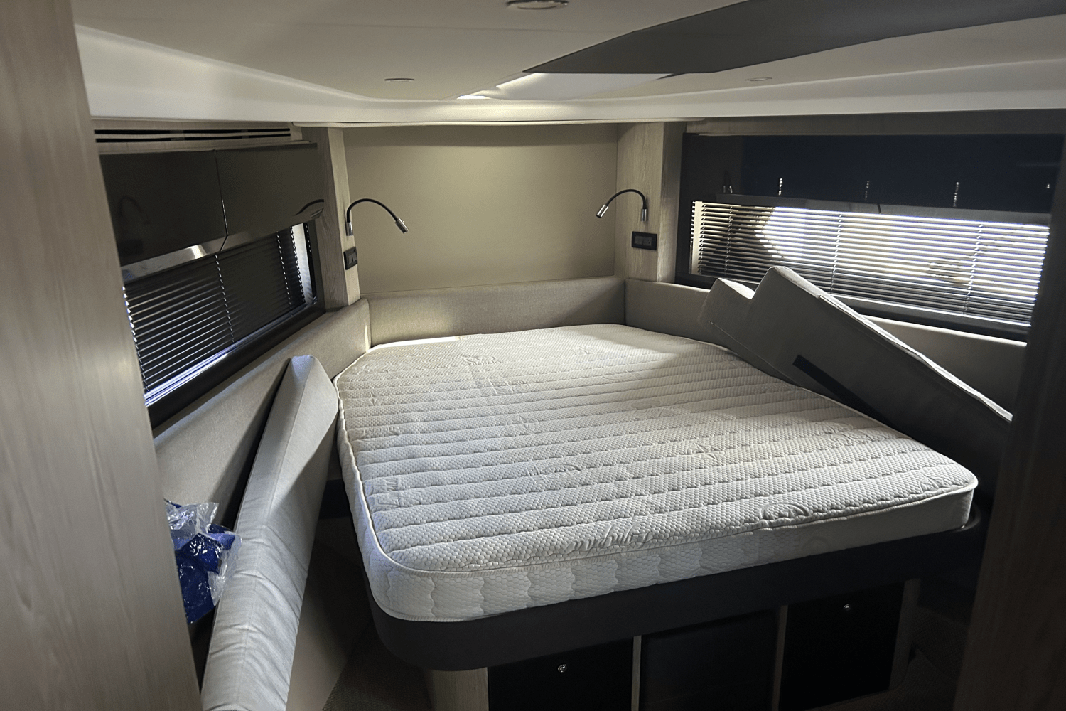 2021 Azimut ATLANTIS 51 Image Thumbnail #34