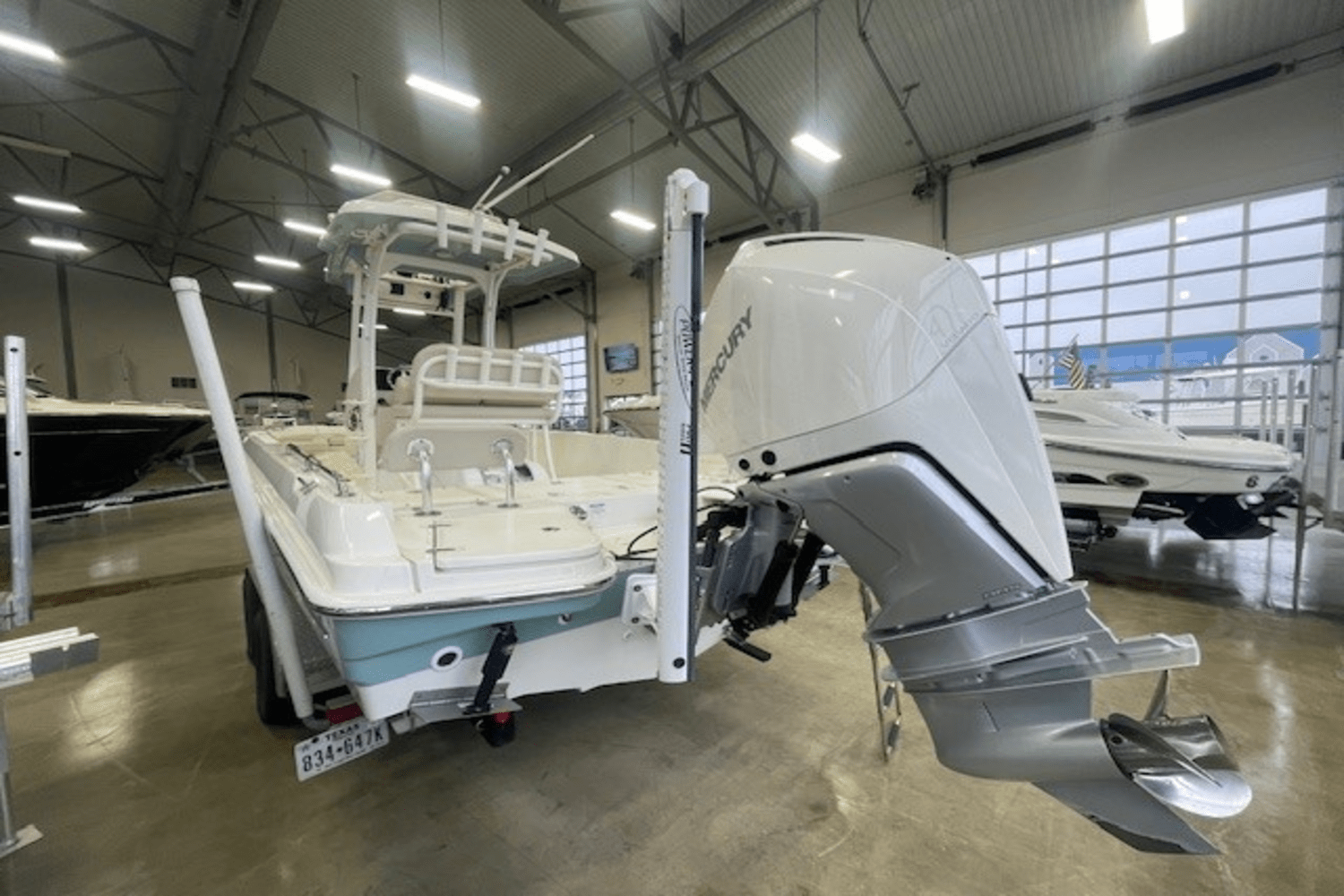 2019 Boston Whaler 240 DAUNTLESS PRO Image Thumbnail #2