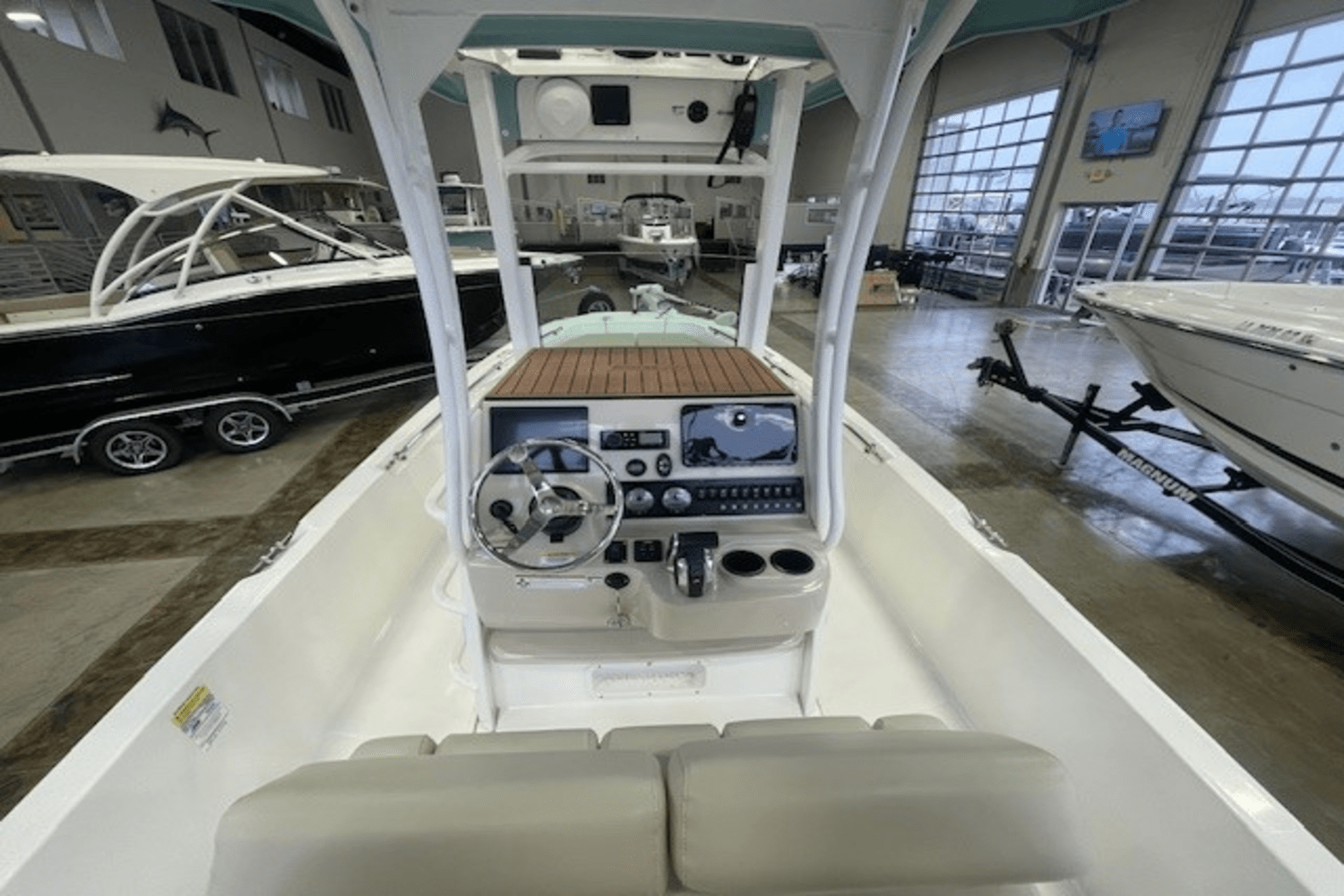2019 Boston Whaler 240 DAUNTLESS PRO Image Thumbnail #6