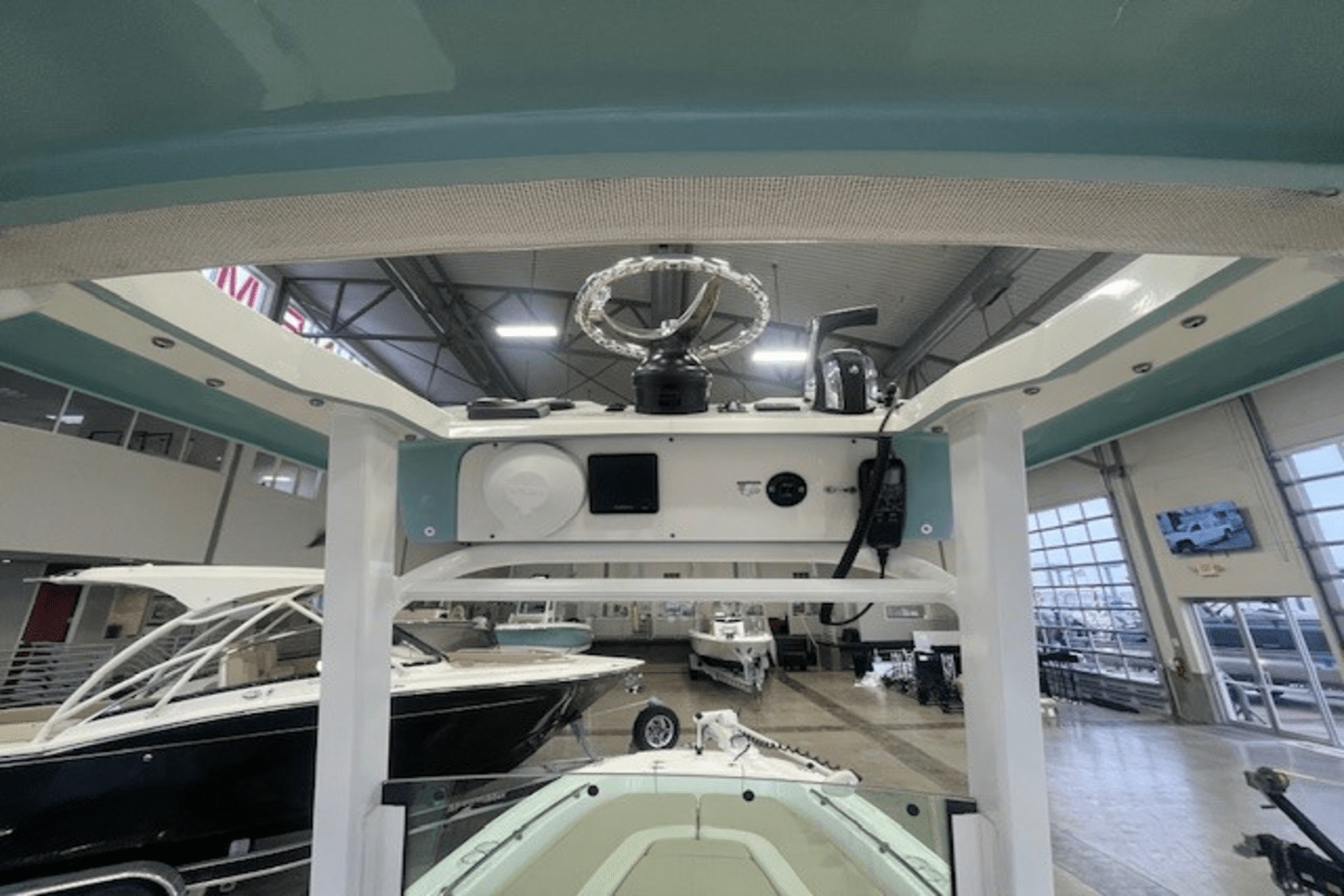 2019 Boston Whaler 240 DAUNTLESS PRO Image Thumbnail #9
