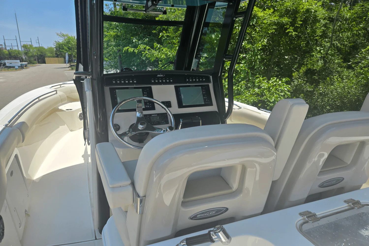 2024 Boston Whaler 280 OUTRAGE Image Thumbnail #16