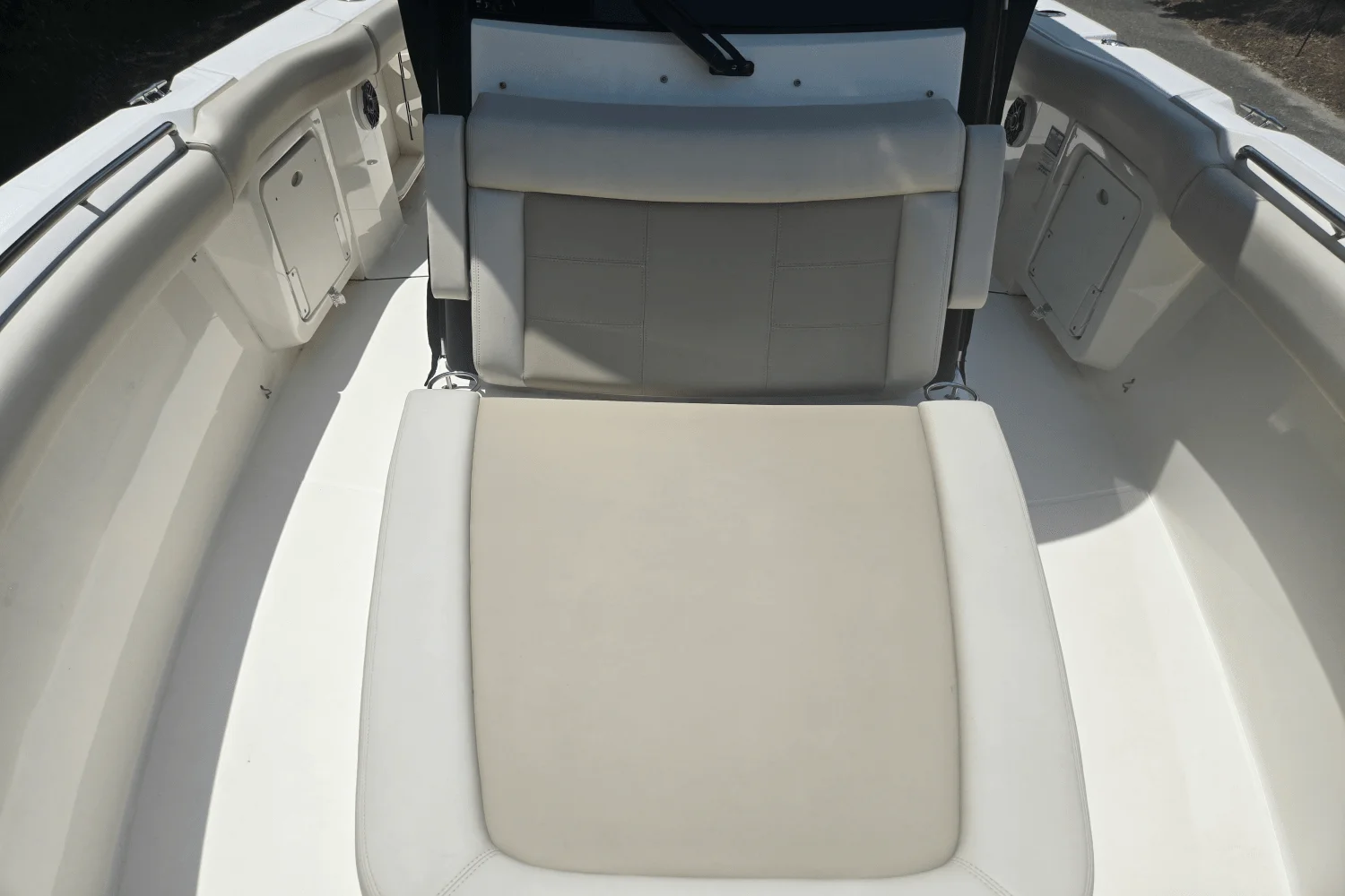 2024 Boston Whaler 280 OUTRAGE Image Thumbnail #6
