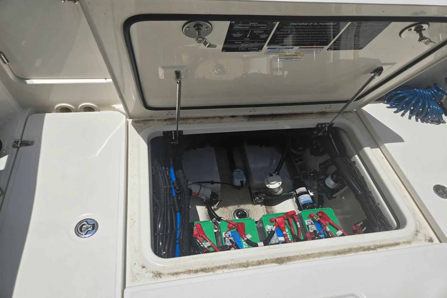 2024 Boston Whaler 280 OUTRAGE Image Thumbnail #23