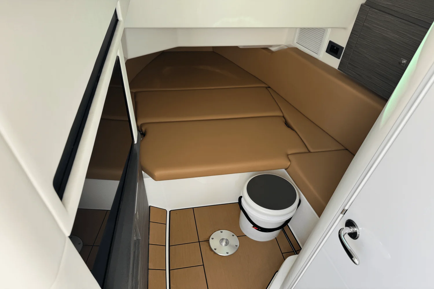 2022 Aviara AV36 Image Thumbnail #46