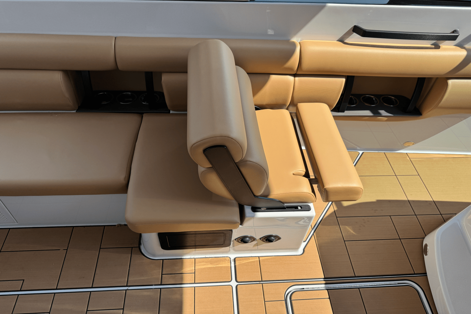 2022 Aviara AV36 Image Thumbnail #34