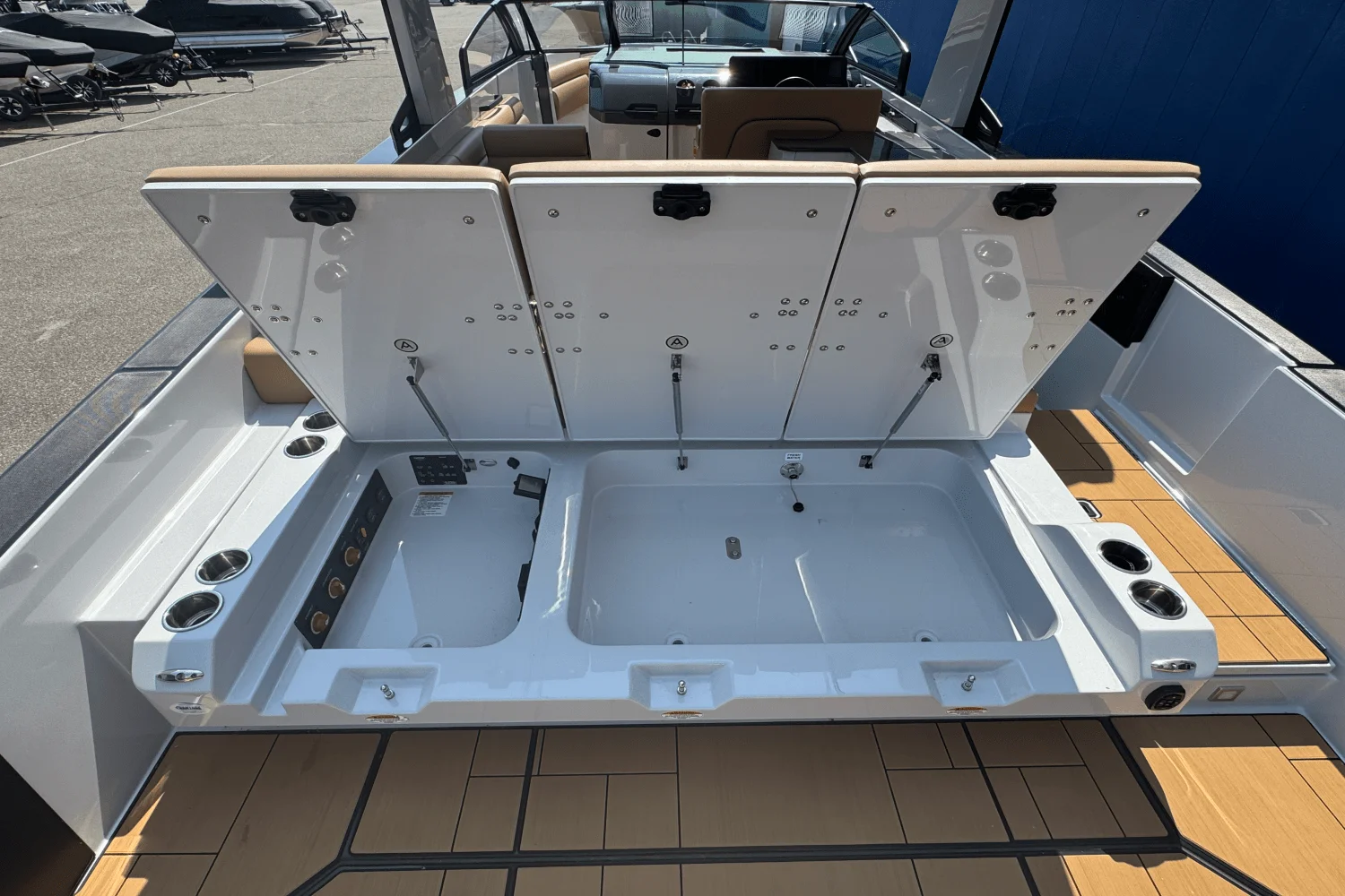 2022 Aviara AV36 Image Thumbnail #10