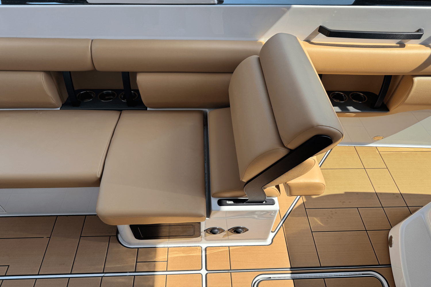 2022 Aviara AV36 Image Thumbnail #35