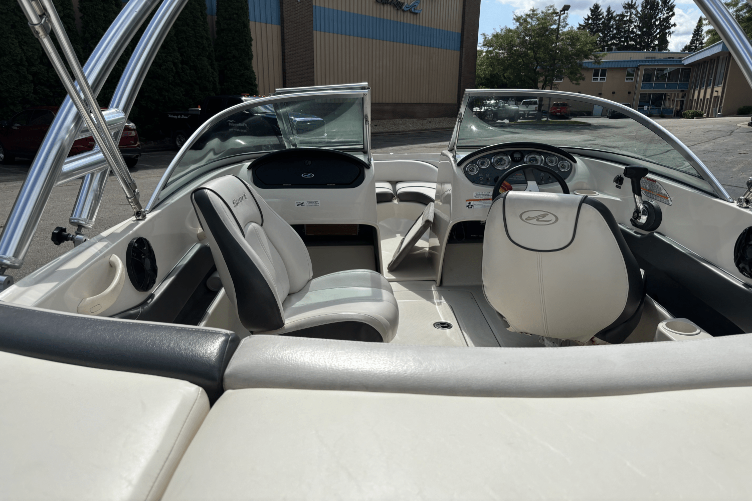 2010 Sea Ray 175 BR Image Thumbnail #11