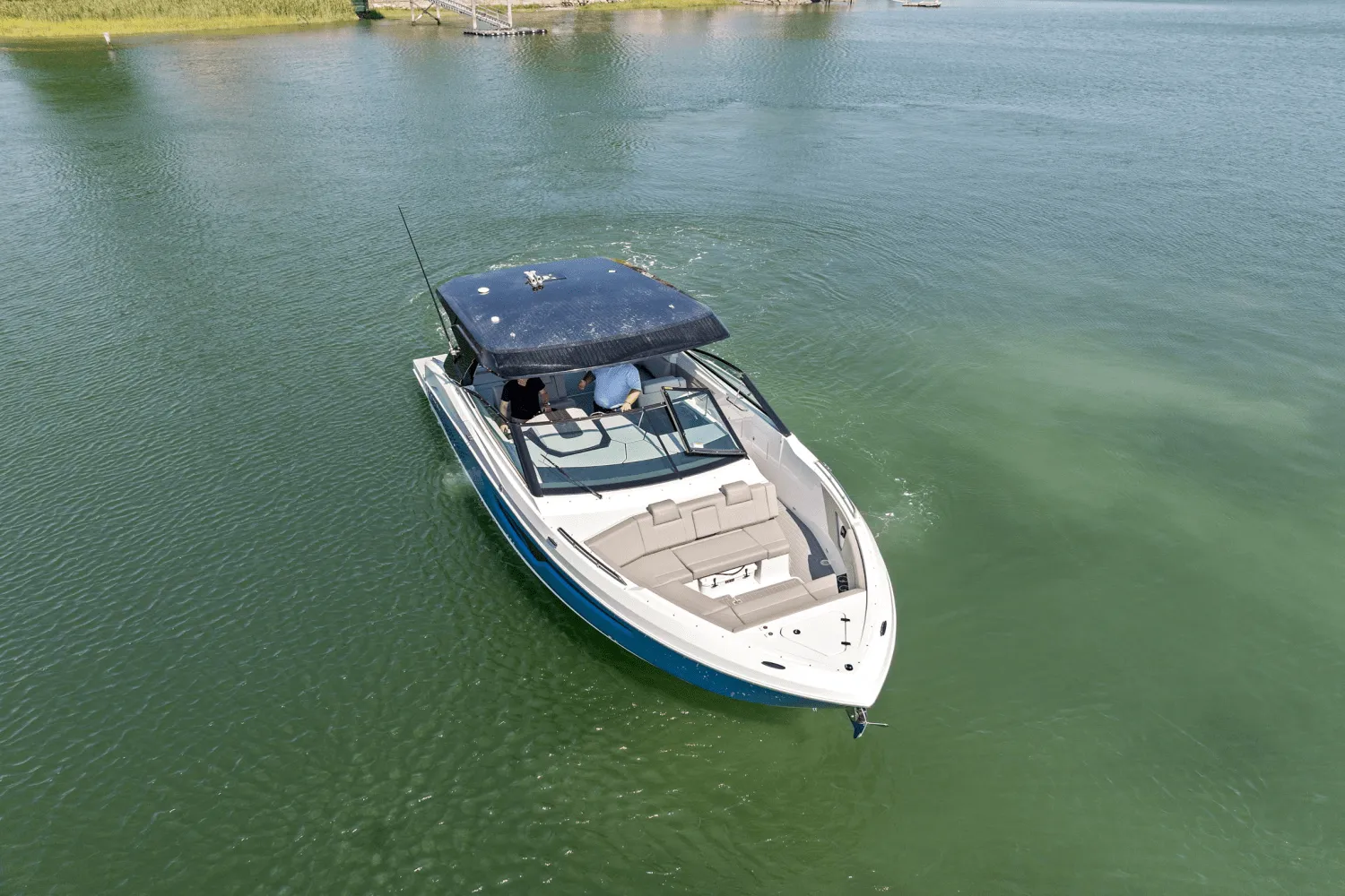 2026 Cruisers Yachts 34 GLS Outboard Image Thumbnail #72