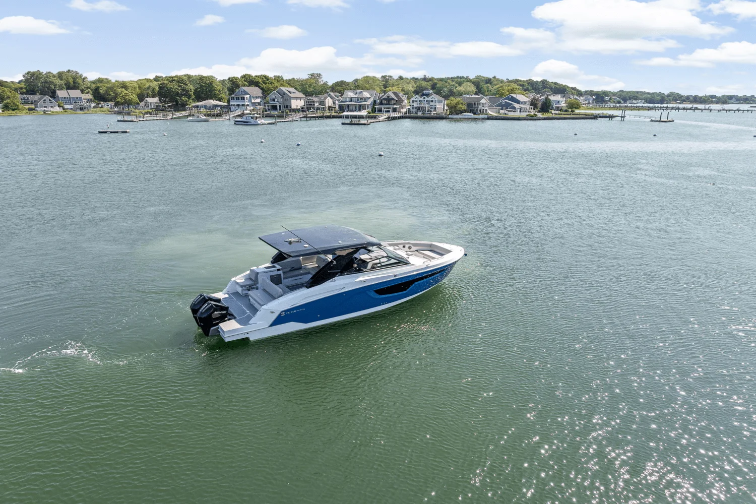 2026 Cruisers Yachts 34 GLS Outboard Image Thumbnail #70