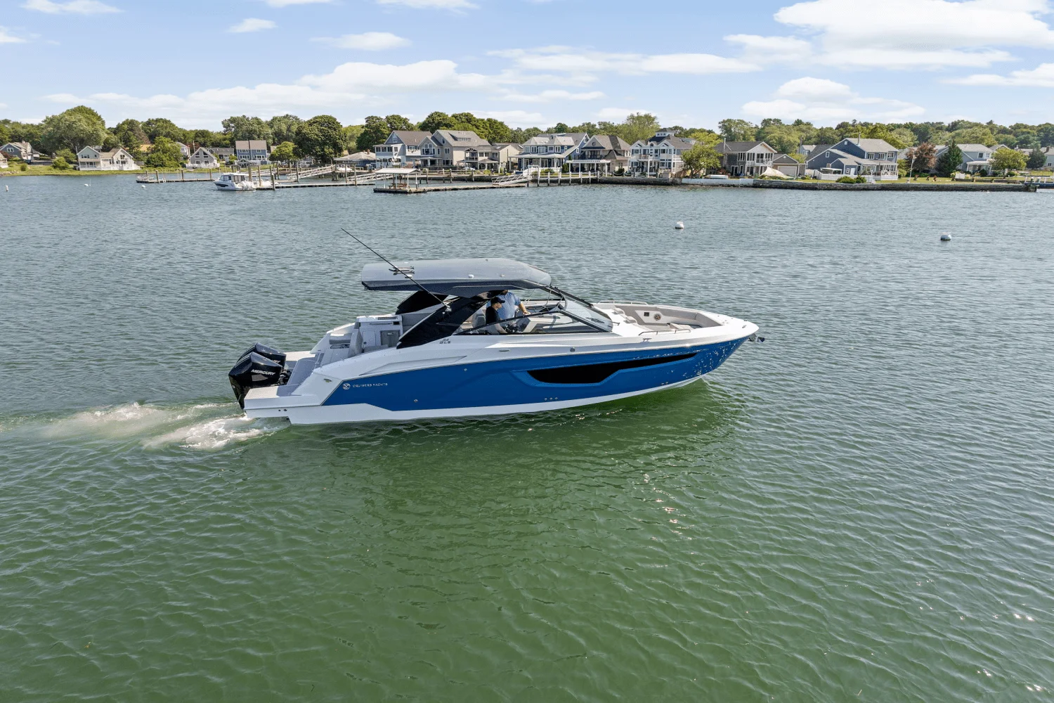 2026 Cruisers Yachts 34 GLS Outboard Image Thumbnail #1